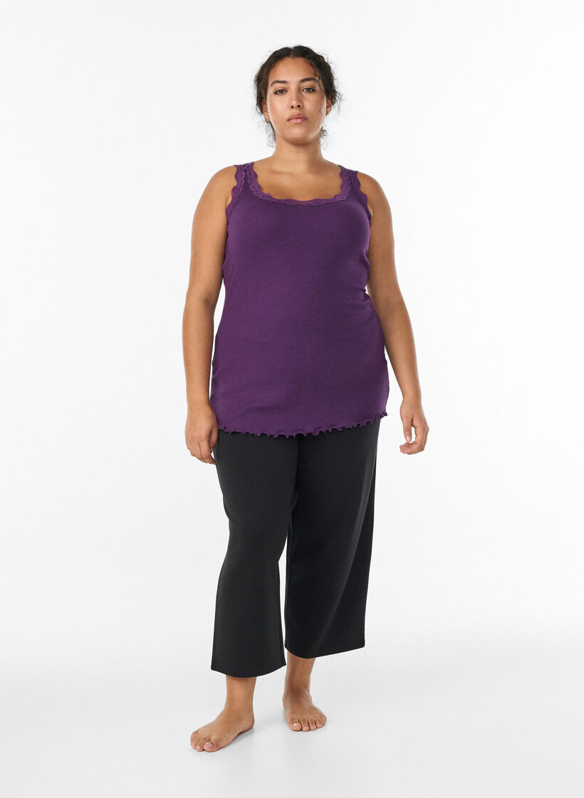 Haut avec bordure en dentelle, Violet, Model image number 1