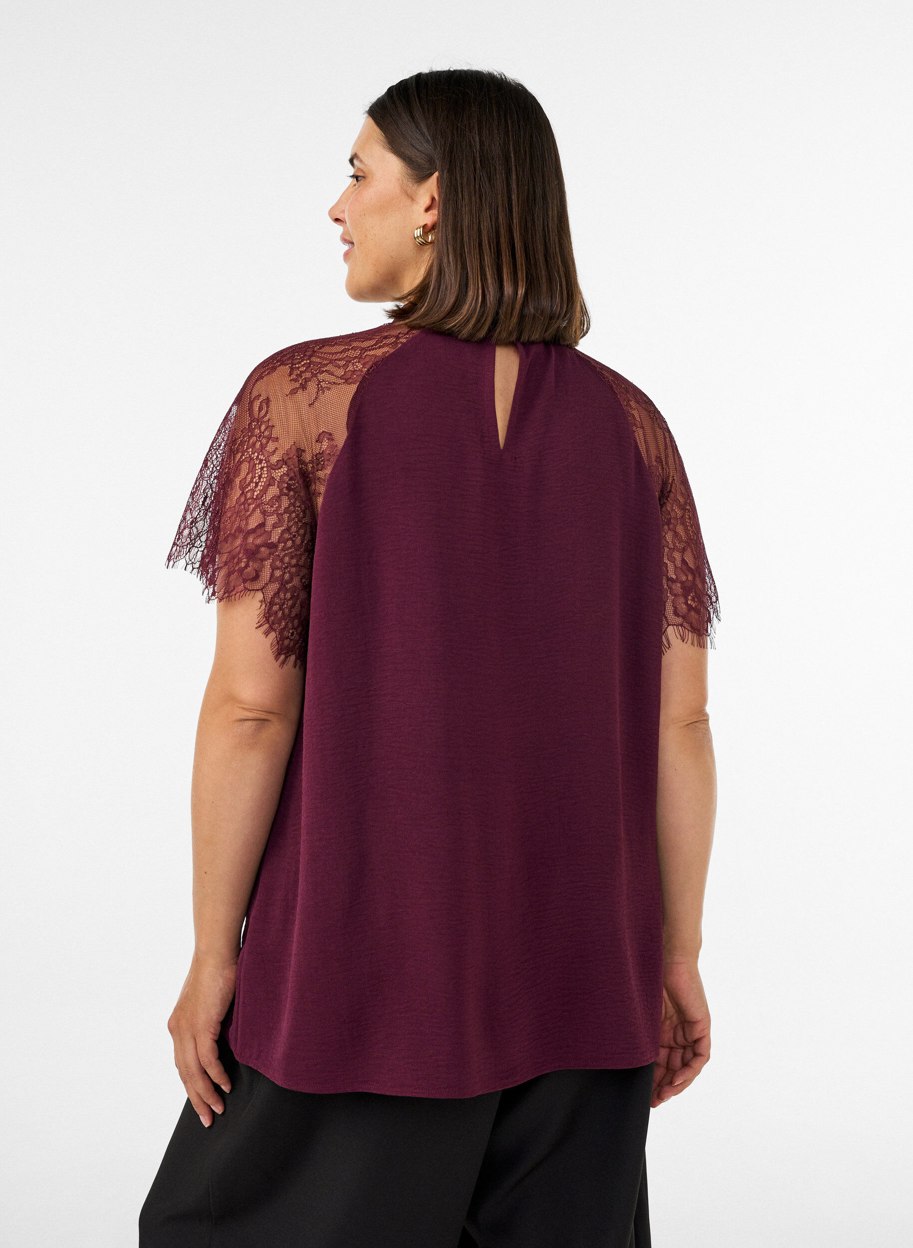 ZizziBlouse &agrave; col montant avec manches courtes en dentelle, Bordeaux, Model image number 2