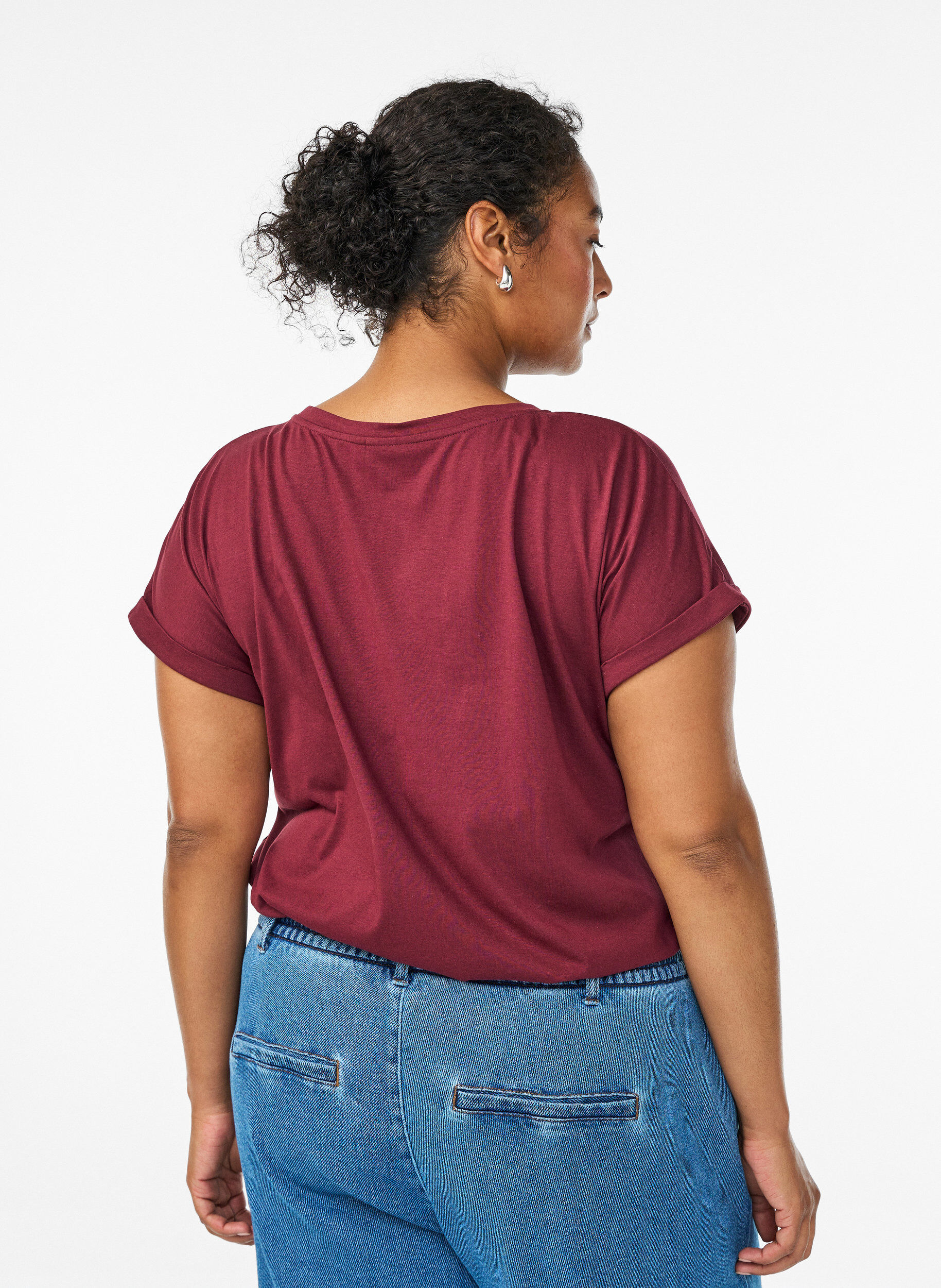 ZizziKurz&auml;rmliges T-Shirt aus einer Baumwollmischung, Dunkles Bordeaux, Model image number 2