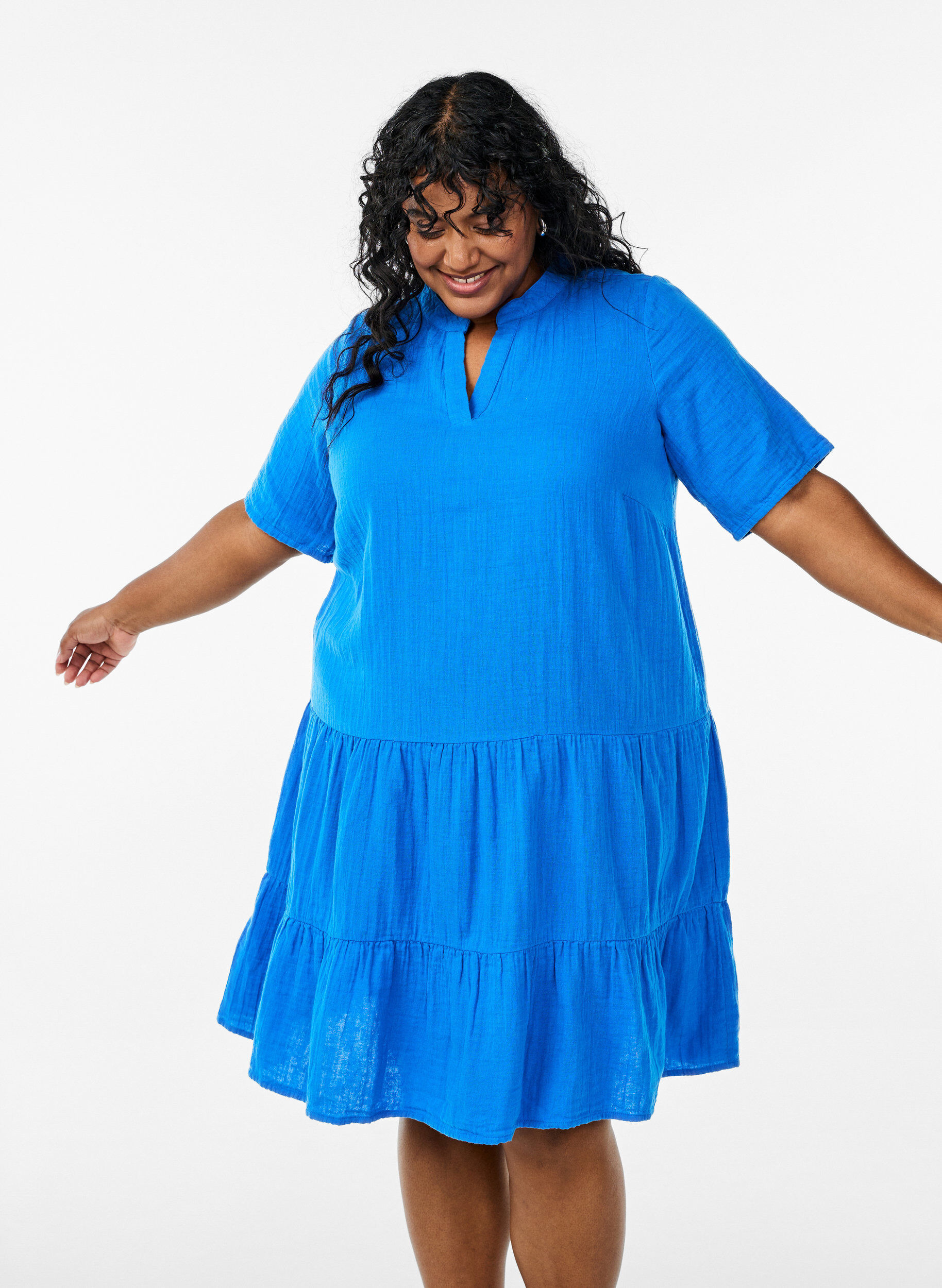 ZizziRobe courte &eacute;vas&eacute;e en mousseline de coton, Bleu, Model image number 3