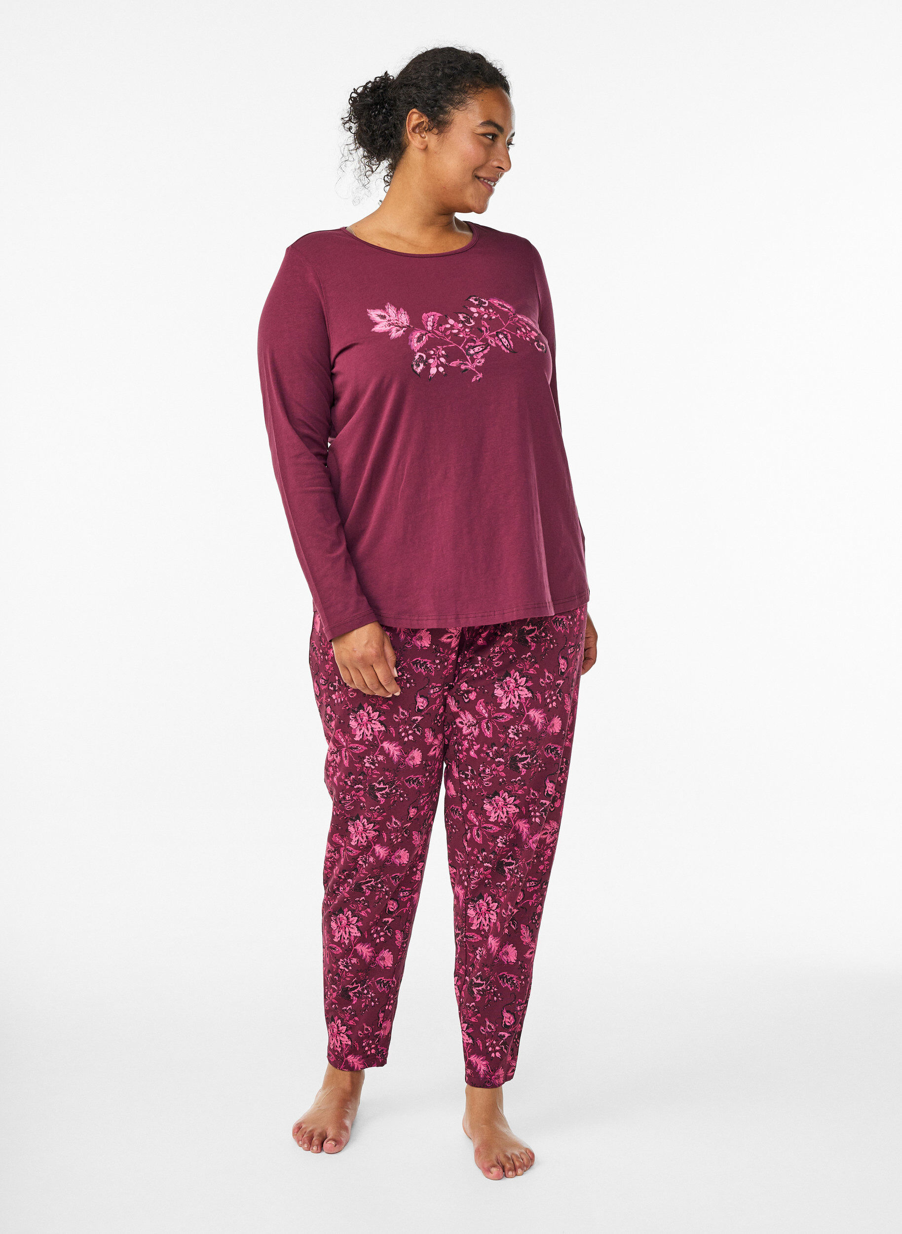 Zizzi Cotton Pyjamas Hose mit Druck, Dunkles Bordeaux, Model image number 0