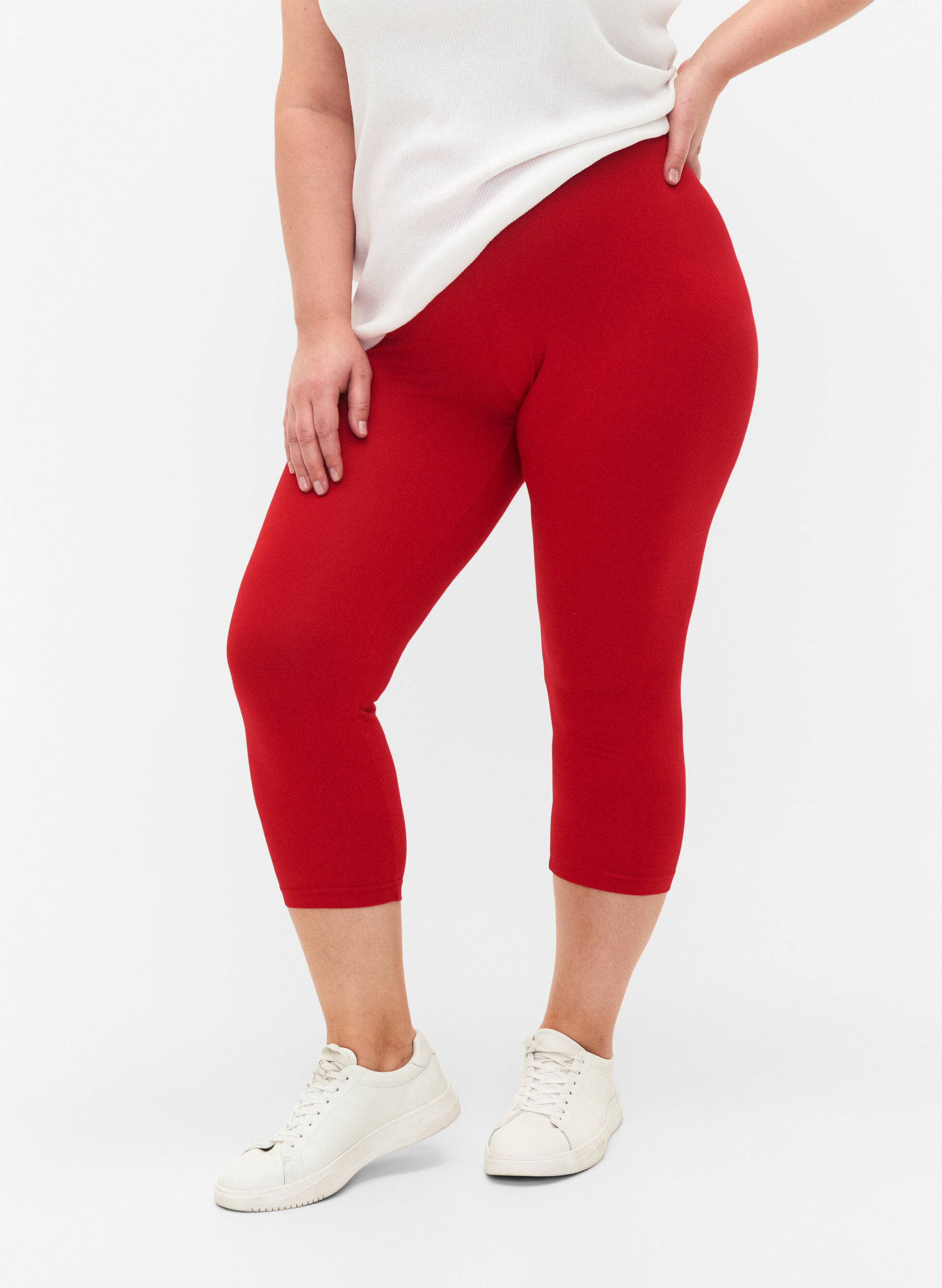 ZizziLeggings basiques longueur 3/4 en viscose, Rouge, Model image number 0