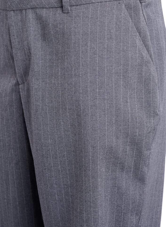 Bermuda-Shorts mit Nadelstreifen und lockerer Passform, Grau, Packshot image number 2