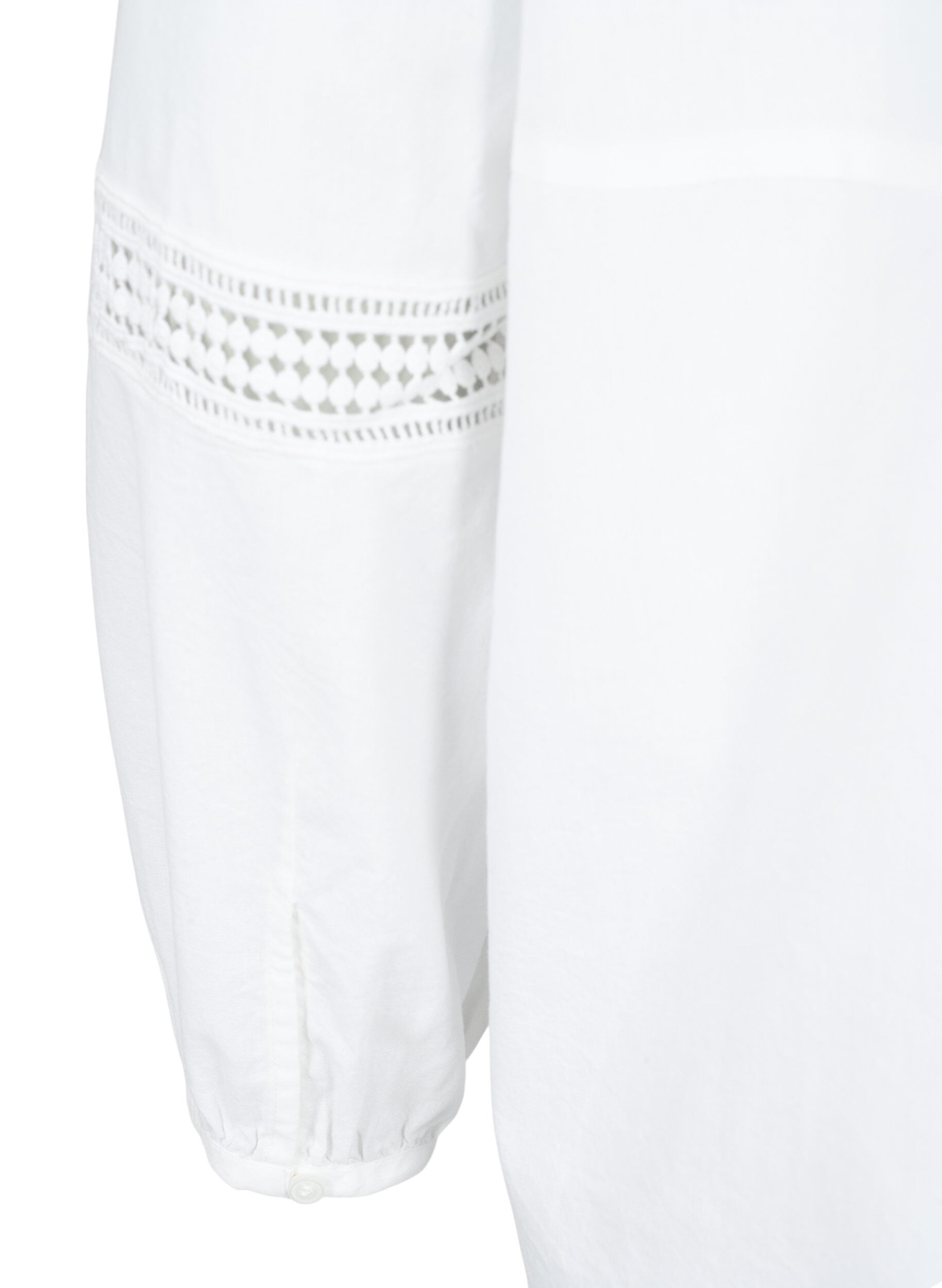 Zizzi  Hemdbluse mit R&uuml;schenkragen und H&auml;kelband, Bright White, Packshot image number 3
