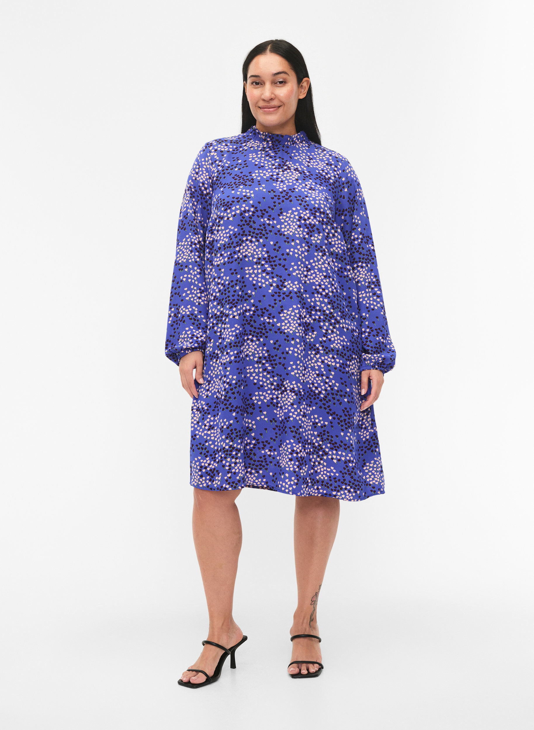 Zizzi FLASH &ndash; Lang&auml;rmeliges Kleid mit Aufdruck, Dazzling Blue AOP, Model image number 2