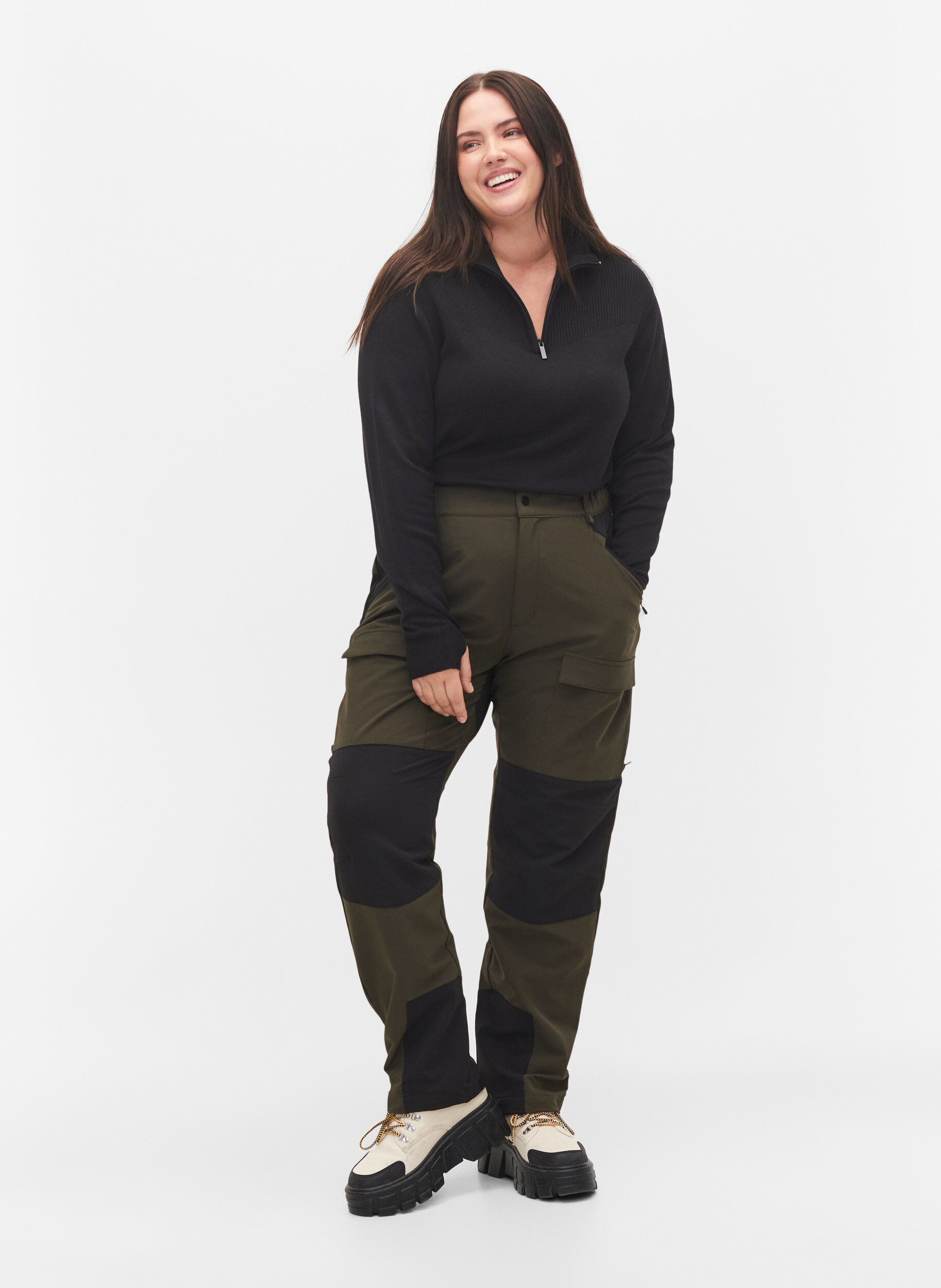 Zizzi Wasserabweisende Wanderhose mit Taschen, Forest Night, Model image number 0