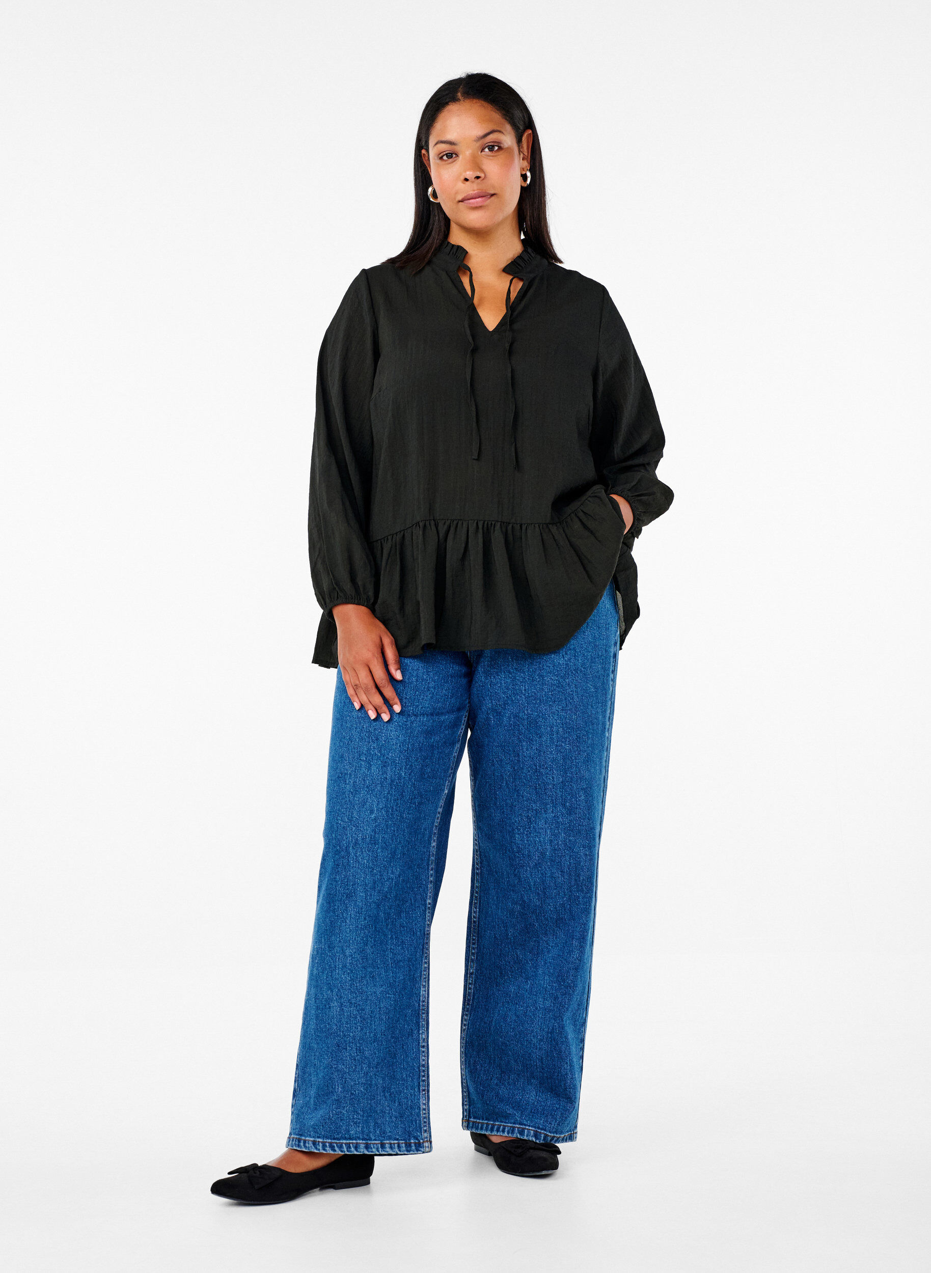 Zizzi Lang&auml;rmlige Bluse mit Peplum, Schwarz, Model image number 1