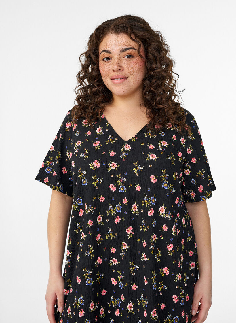 FLASH - Kleid mit kurzen &Auml;rmeln und V-Ausschnitt, Schwarz, Model image number 2