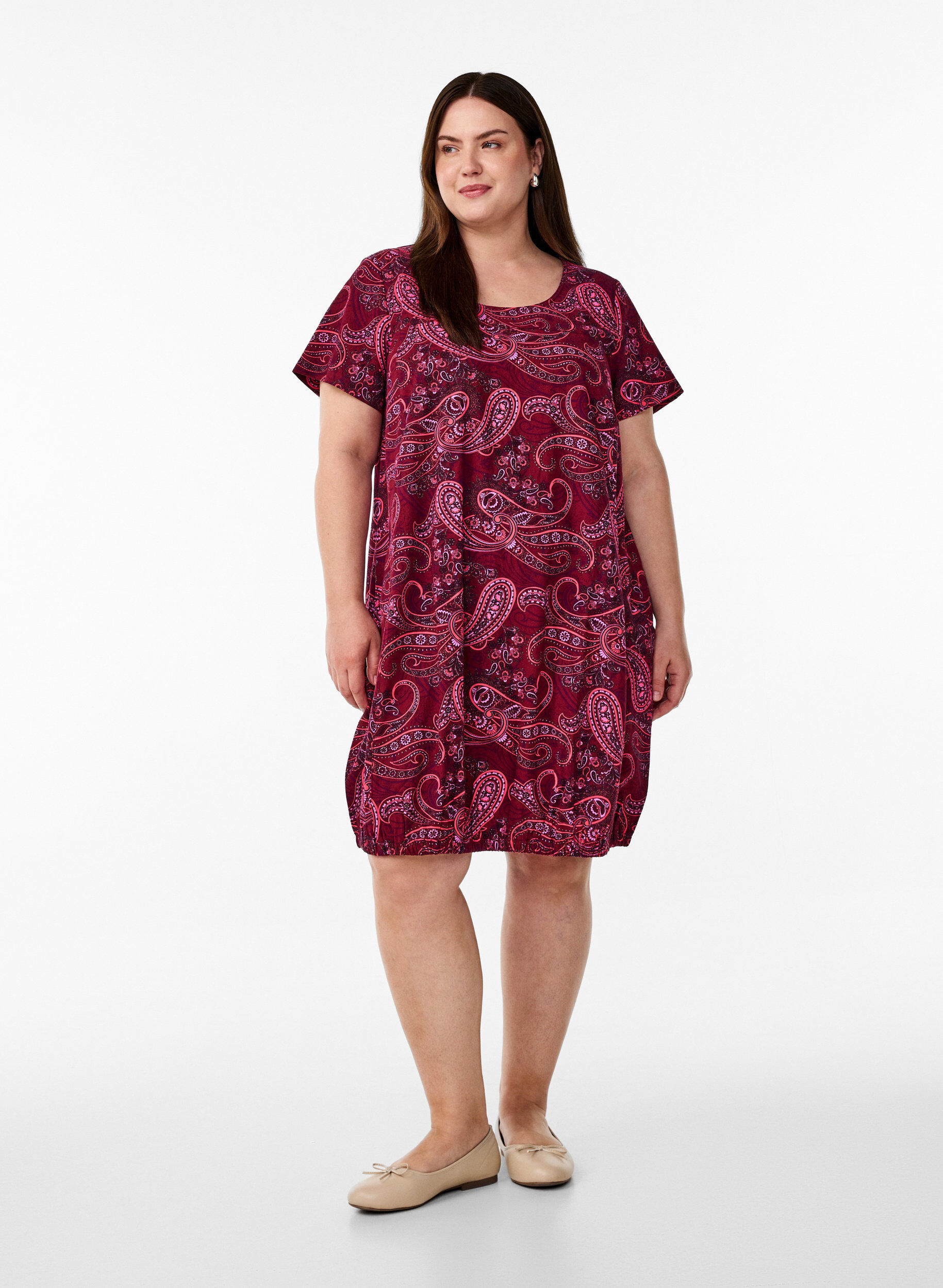 Zizzi Kurz&auml;rmliges Baumwollkleid mit Print, Rot, Model image number 1