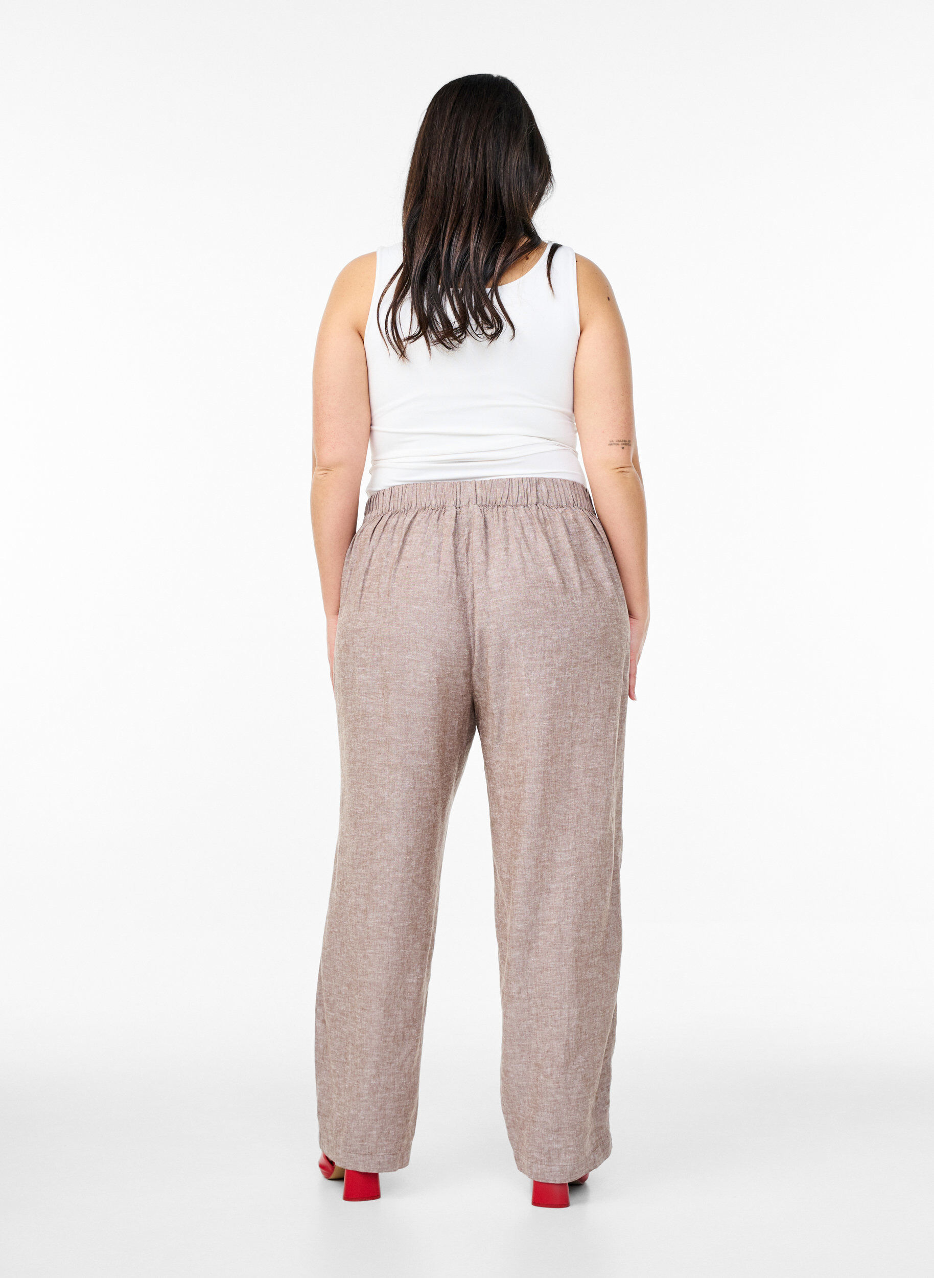 Zizzi Lockere Hose aus Leinen und Viskose, Braun, Model image number 1