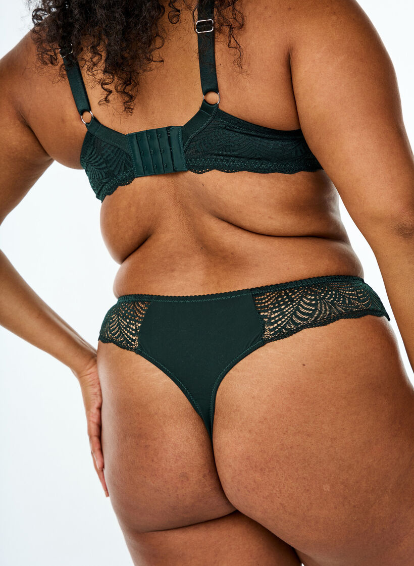 BH mit geformten Cups und Spitze, Grün, Model image number 3