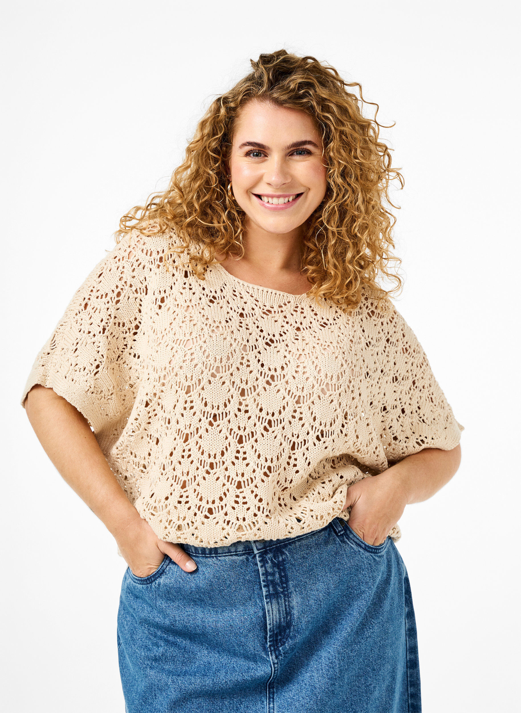 Strickbluse mit kurzen Fledermaus&auml;rmeln, Beige, Model