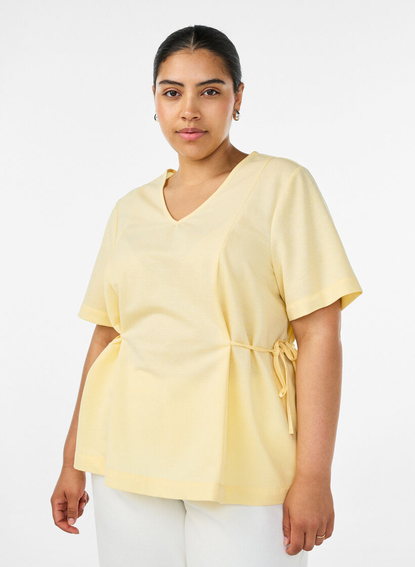 Bluse aus einer Baumwollmischung mit V-Ausschnitt und Bindeband, Gelb, Model image number 0