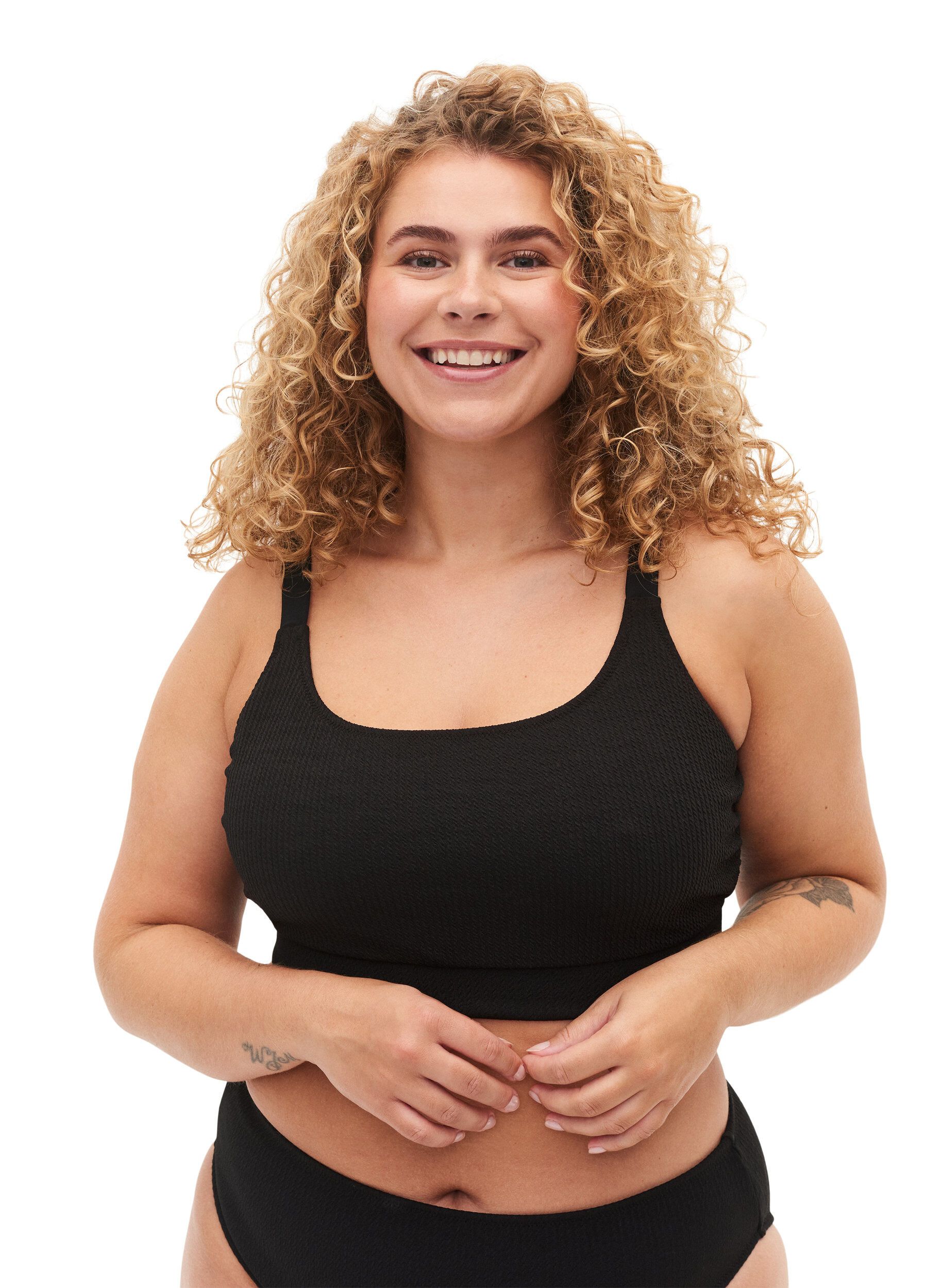 Zizzi Haut de bikini avec structure en cr&ecirc;pe, Black, Model image number 2