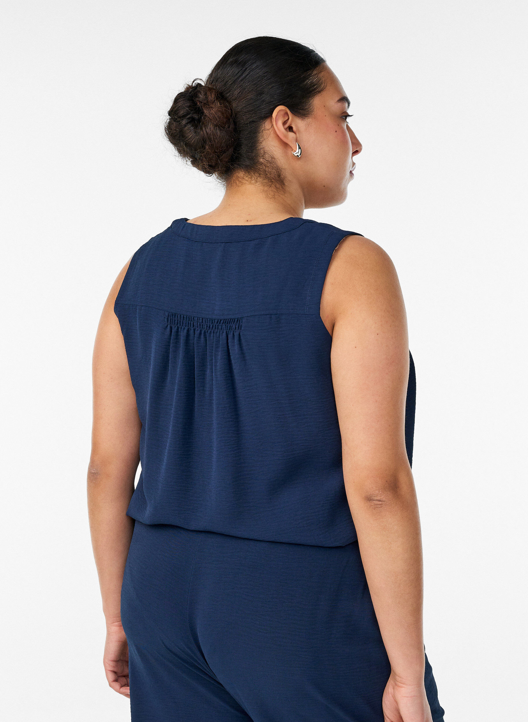 Zizzi&Auml;rmelloses Oberteil mit Faltendetails, Blau, Model image number 1
