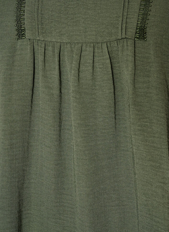 Blouse avec col en V et bande en crochet, Vert, Packshot image number 2