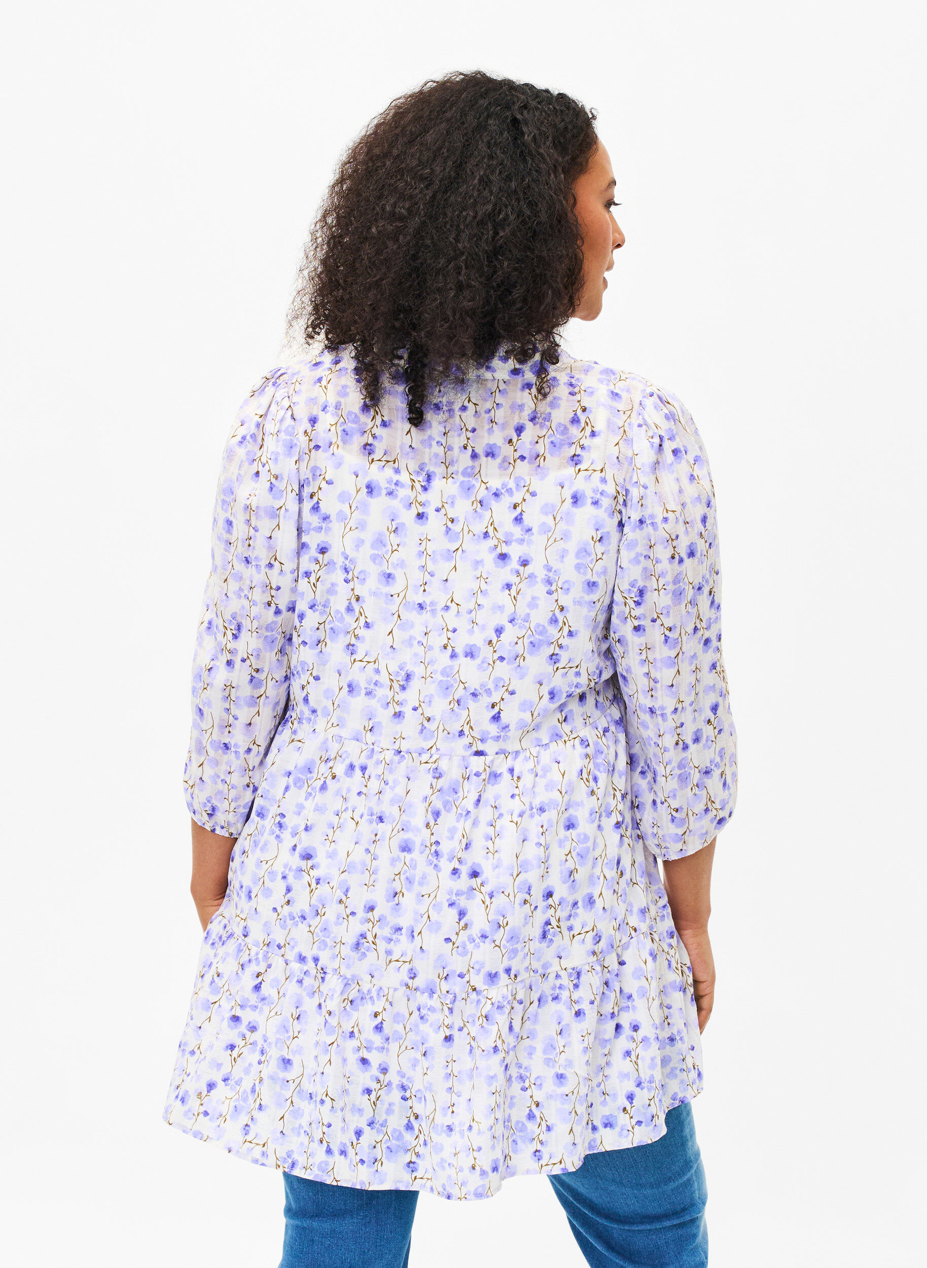 Zizzi Tunika mit 3/4-&Auml;rmeln und Blumendruck, Sand Verbena AOP, Model image number 1