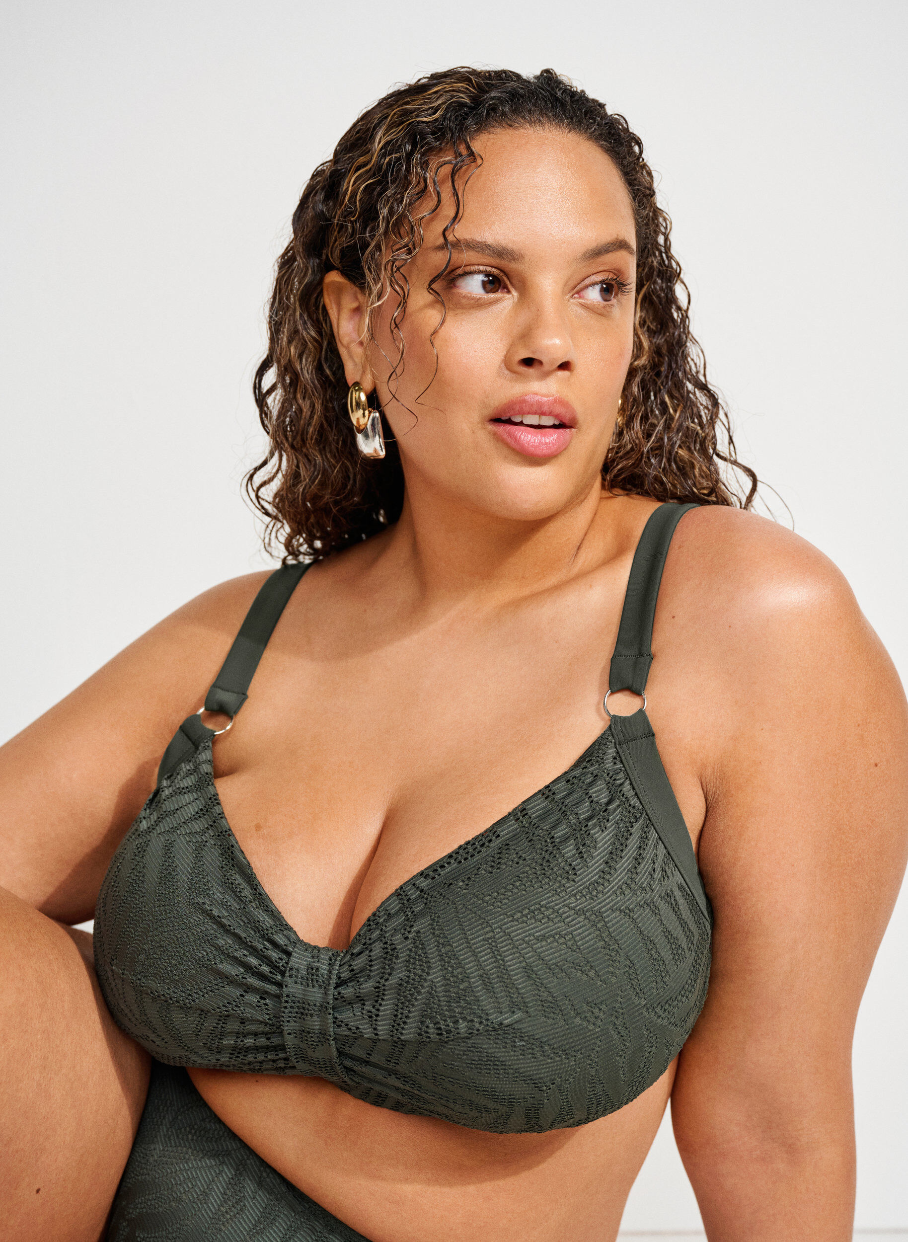 Haut de bikini avec maille textur&eacute;e et coussinets amovibles