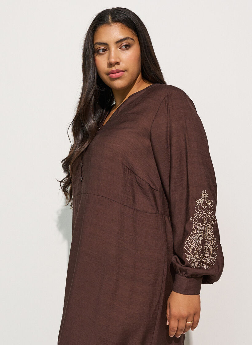 Robe en viscose avec broderies et volants &eacute;tag&eacute;s, Marron, Model image number 2