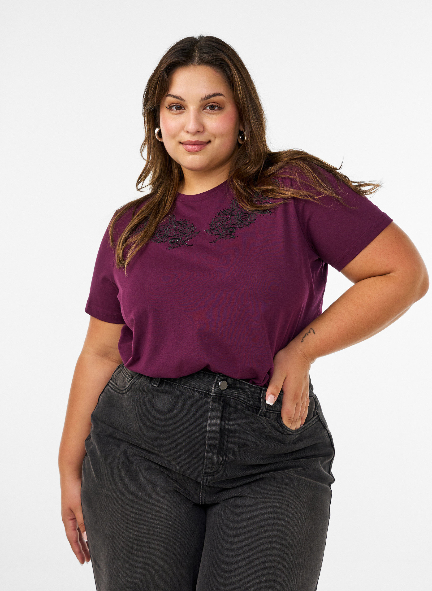 ZizziT-shirt avec broderie florale et strass, Violet, Model image number 0