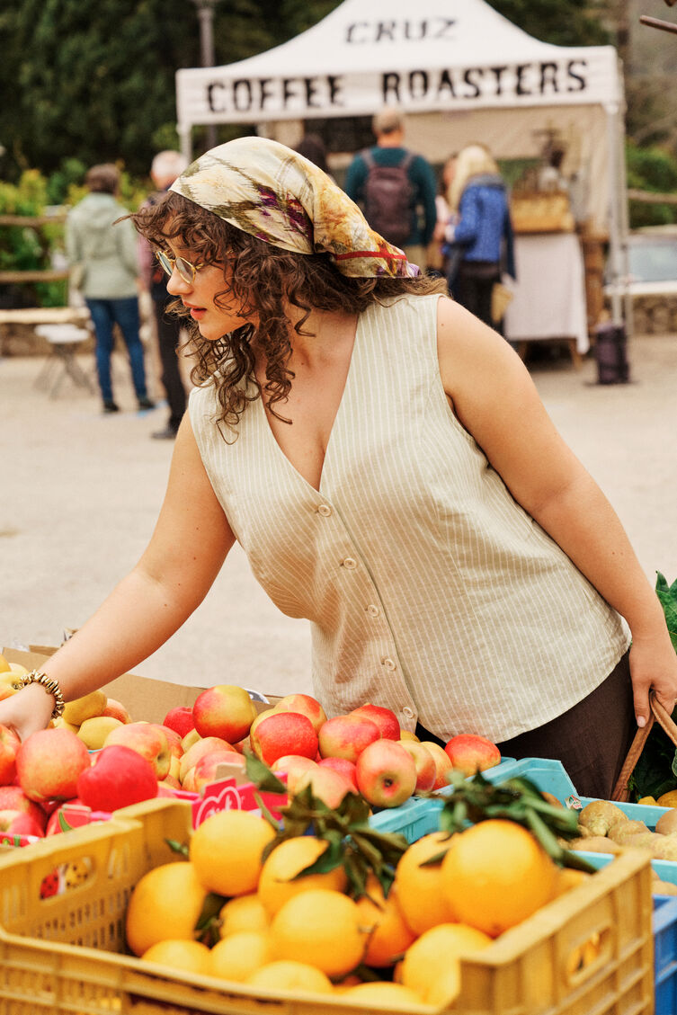 Entspannte mediterrane Eleganz, , Model