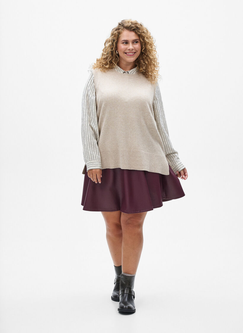 Strickweste mit Rippb&auml;ndern, Beige, Model image number 1