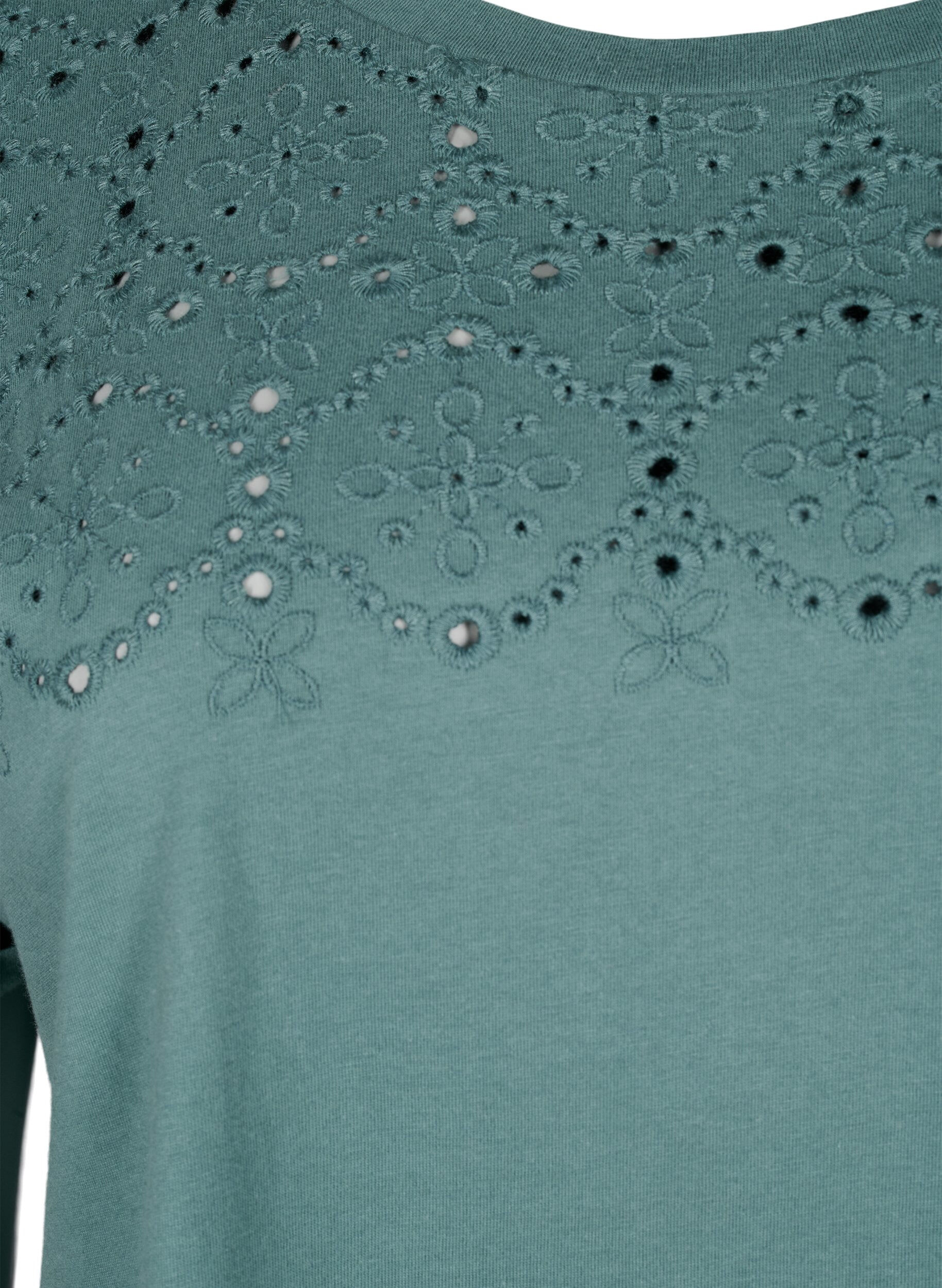 Zizzi T-shirt en coton biologique avec broderie anglaise, Sea Pine, Packshot image number 2