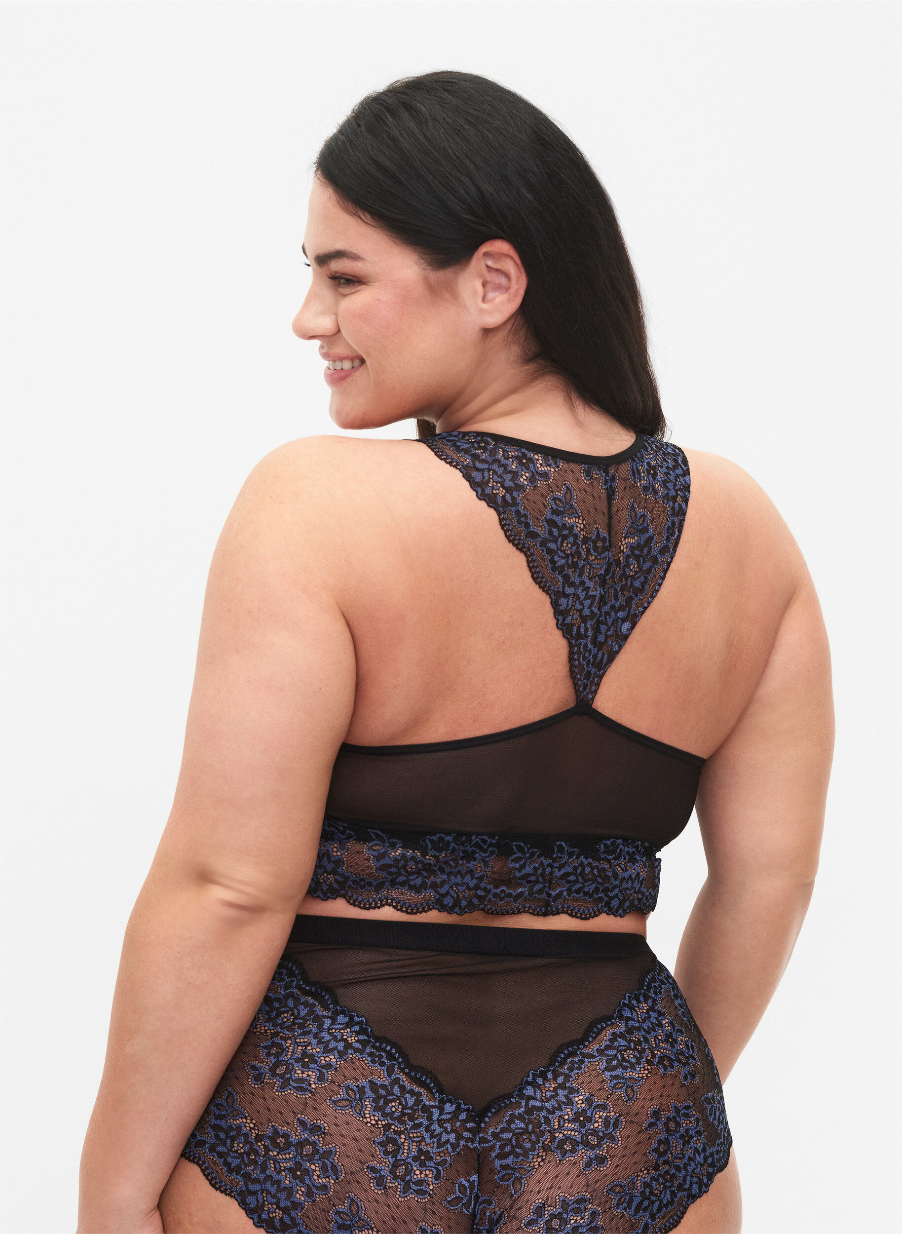 Zizzi BH mit Spitze und Mesh, Schwarz, Model image number 1