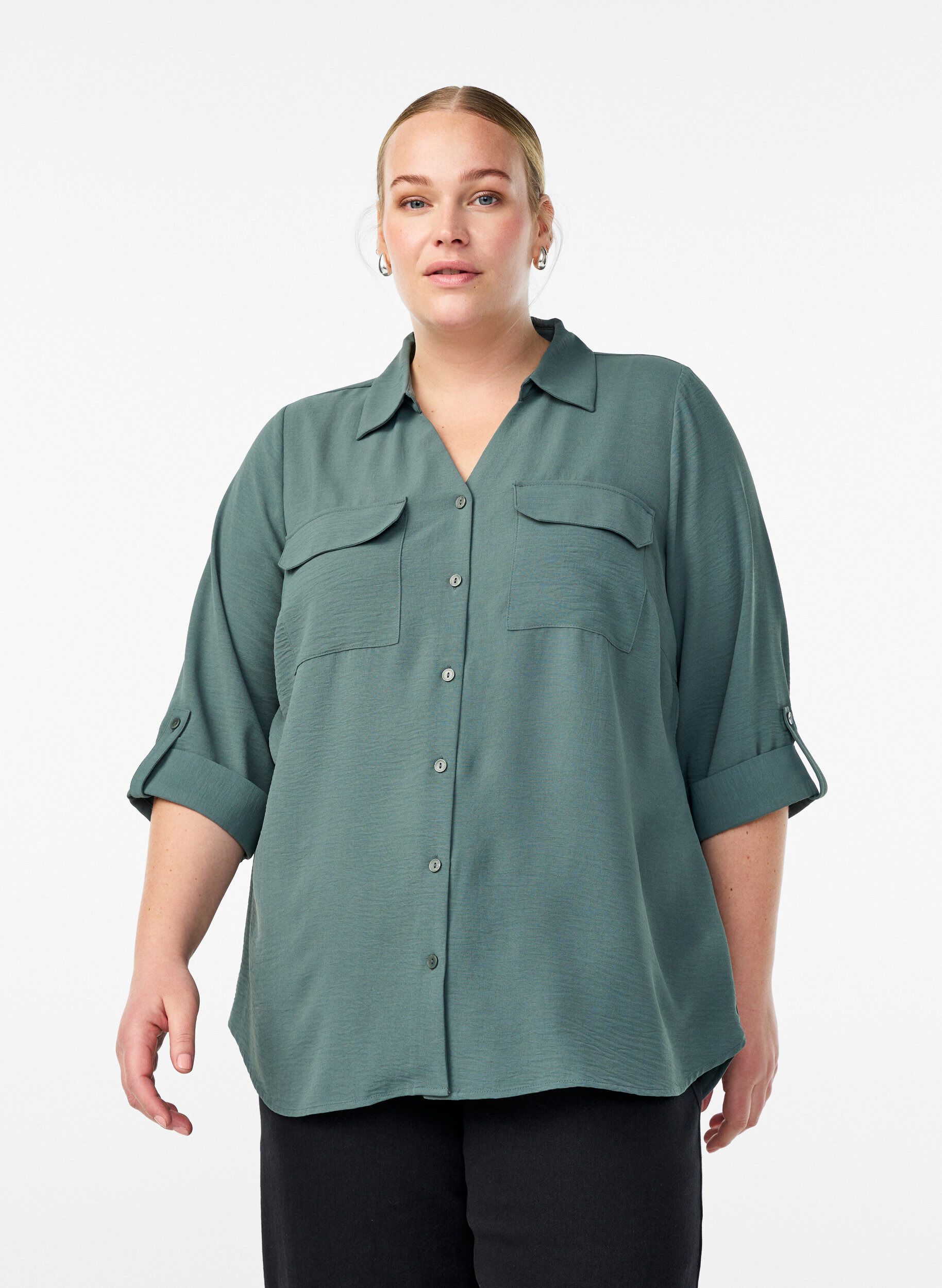 FLASH - Chemise avec poches poitrine et manches 3/4, Vert fonc&eacute;, Model