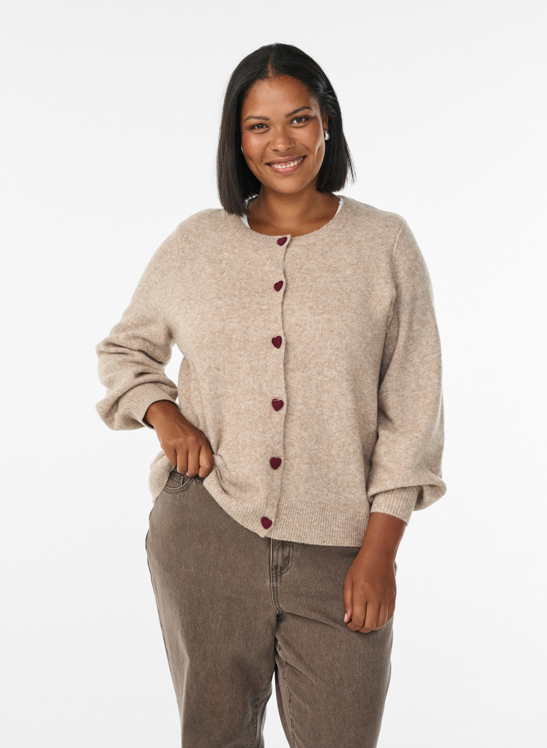 Cardigan mit Kn&ouml;pfen in Herzform, Beige, Model