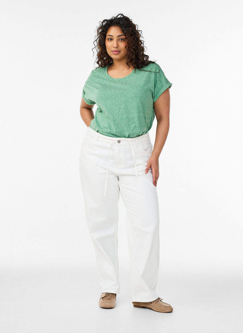 Melange-T-Shirt mit kurzen &Auml;rmeln, Gr&uuml;n, Model