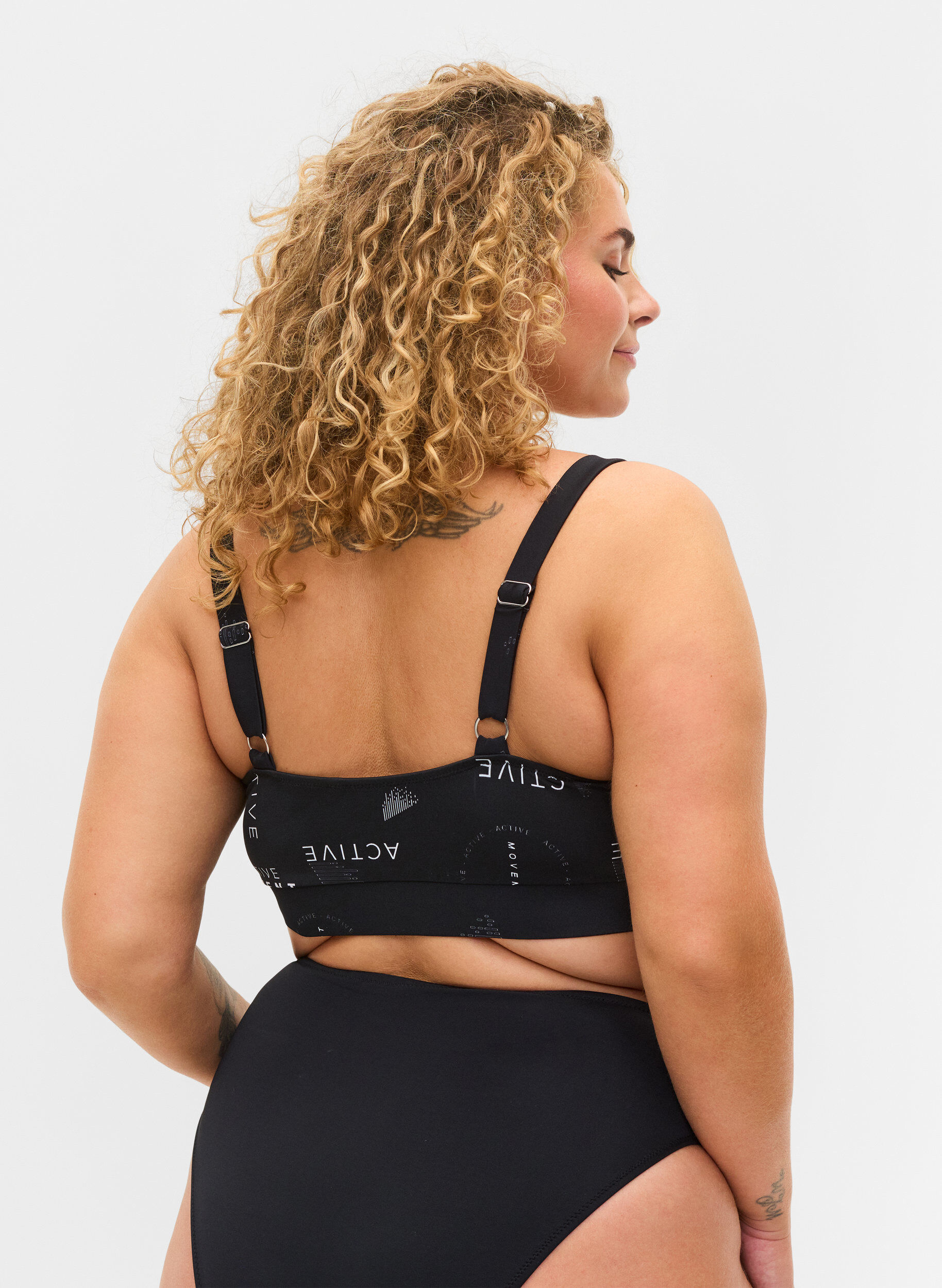 Zizzi Haut de bikini imprim&eacute;, Logo Print, Model image number 1