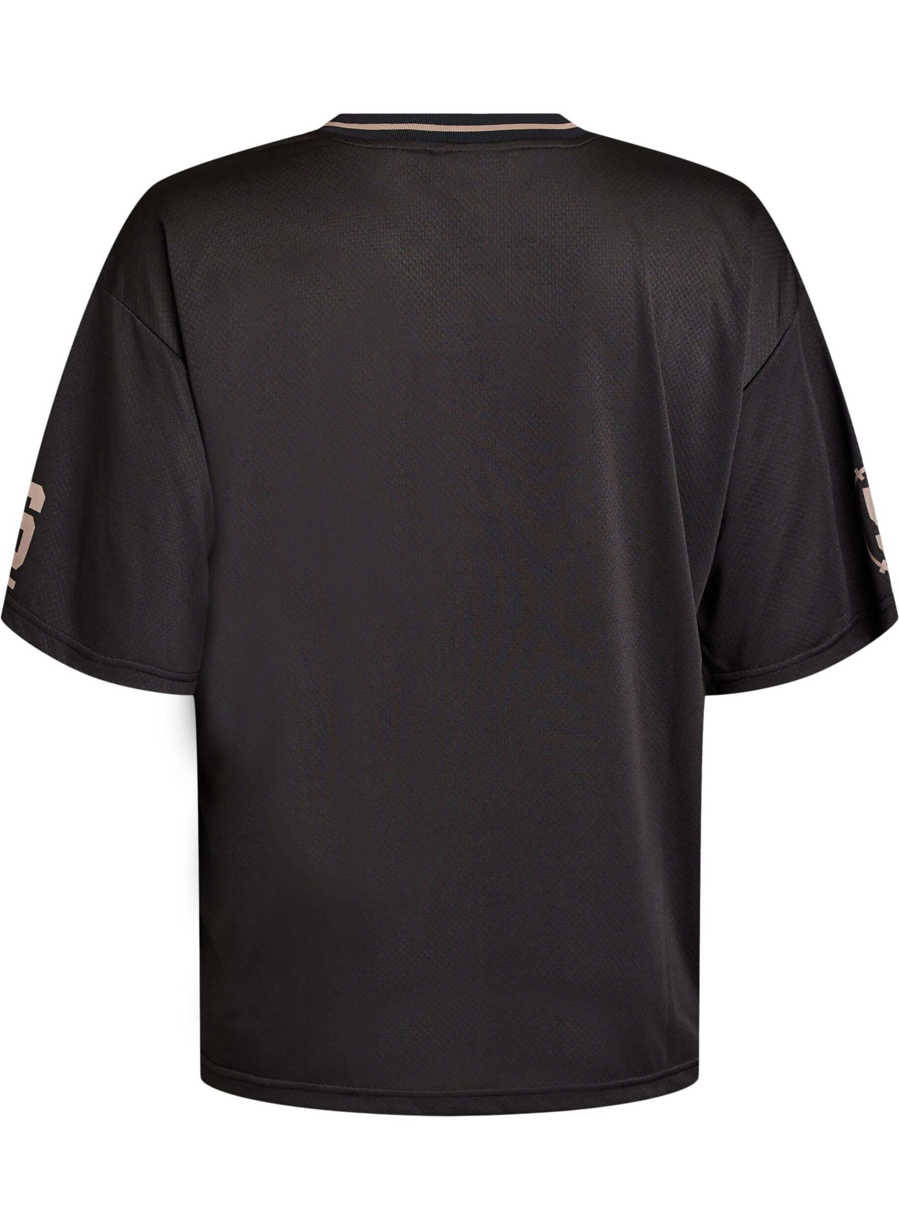 Zizzi Sportliches T-Shirt mit V-Ausschnitt und Racing-Print, Schwarz, Packshot image number 1