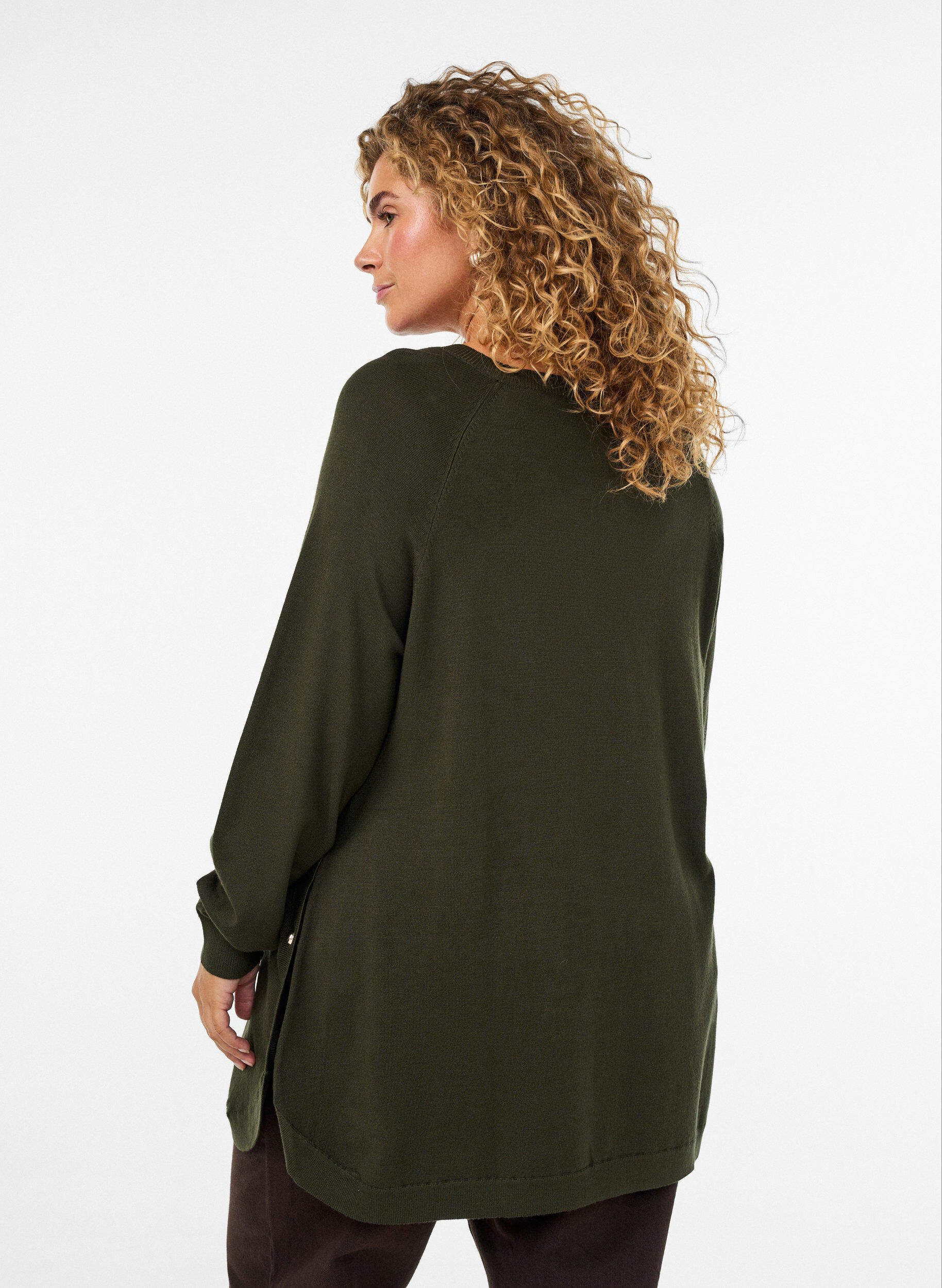 ZizziBlouse en maille avec boutons sur le c&ocirc;t&eacute;, Vert fonc&eacute;, Model image number 2