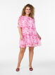 Robe courte effet mousseline &agrave; imprim&eacute; floral et volants &eacute;tag&eacute;s, Rose, Model image number 1