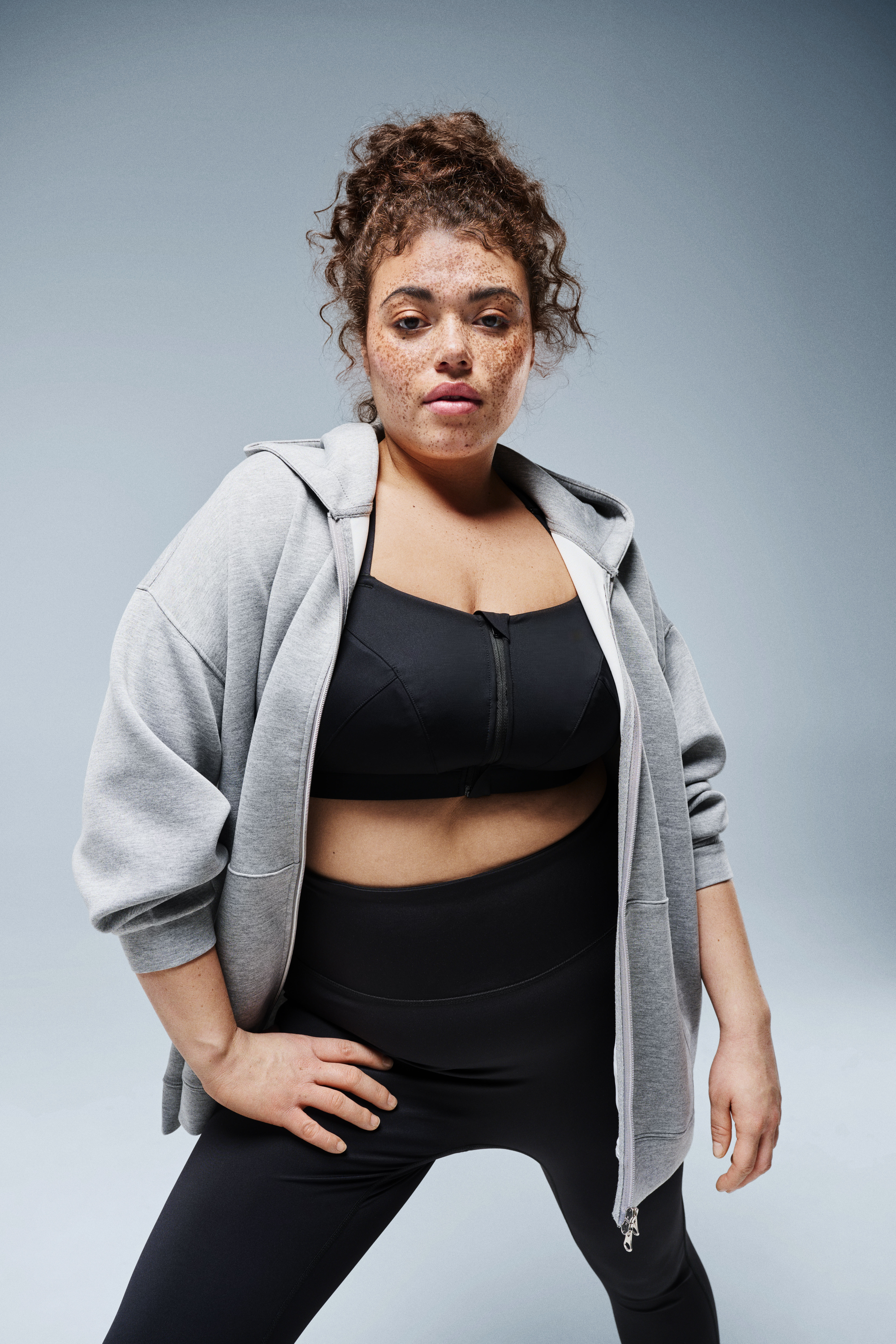 Zizzi Look sportif avec sweat &agrave; capuche, , Model