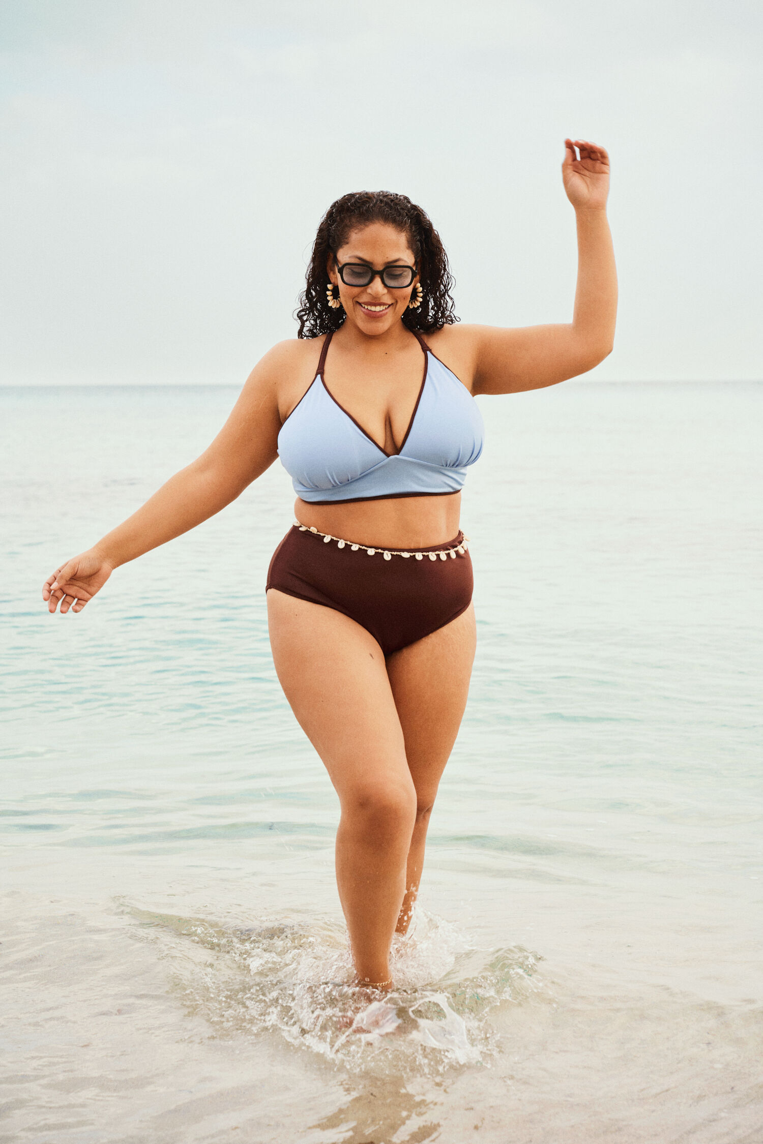 Bikini r&eacute;versible, , Model