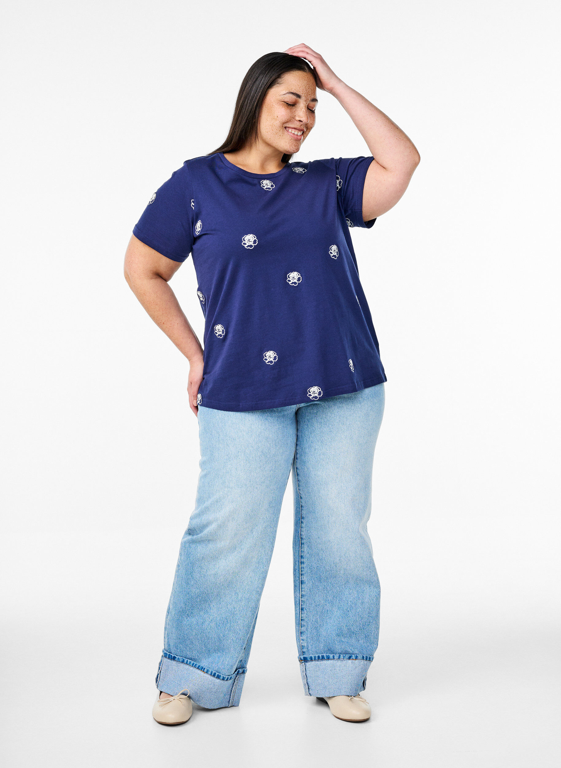 ZizziT-shirt en coton biologique avec motifs brod&eacute;s, Bleu, Model image number 1