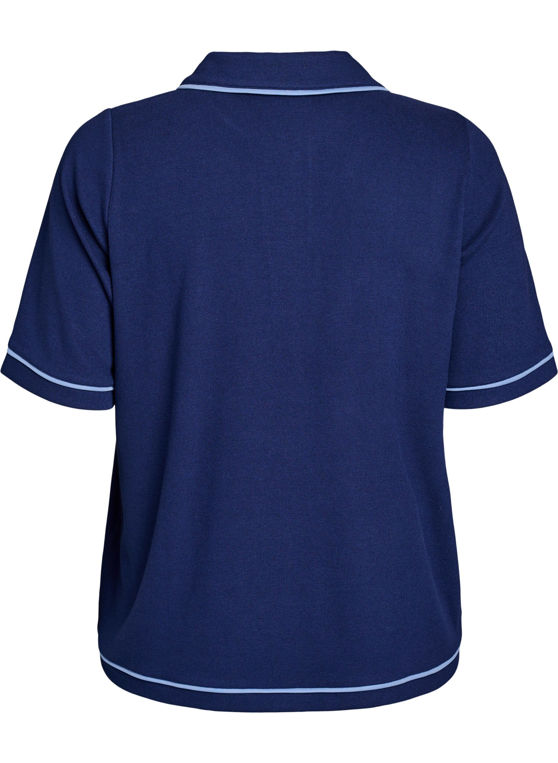 Zizzi Poloshirt aus Jersey mit kontrastierenden Bes&auml;tzen, Blau, Packshot image number 1
