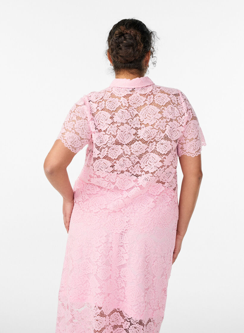 Chemisier en dentelle avec boutons perl&eacute;s, Rose, Model