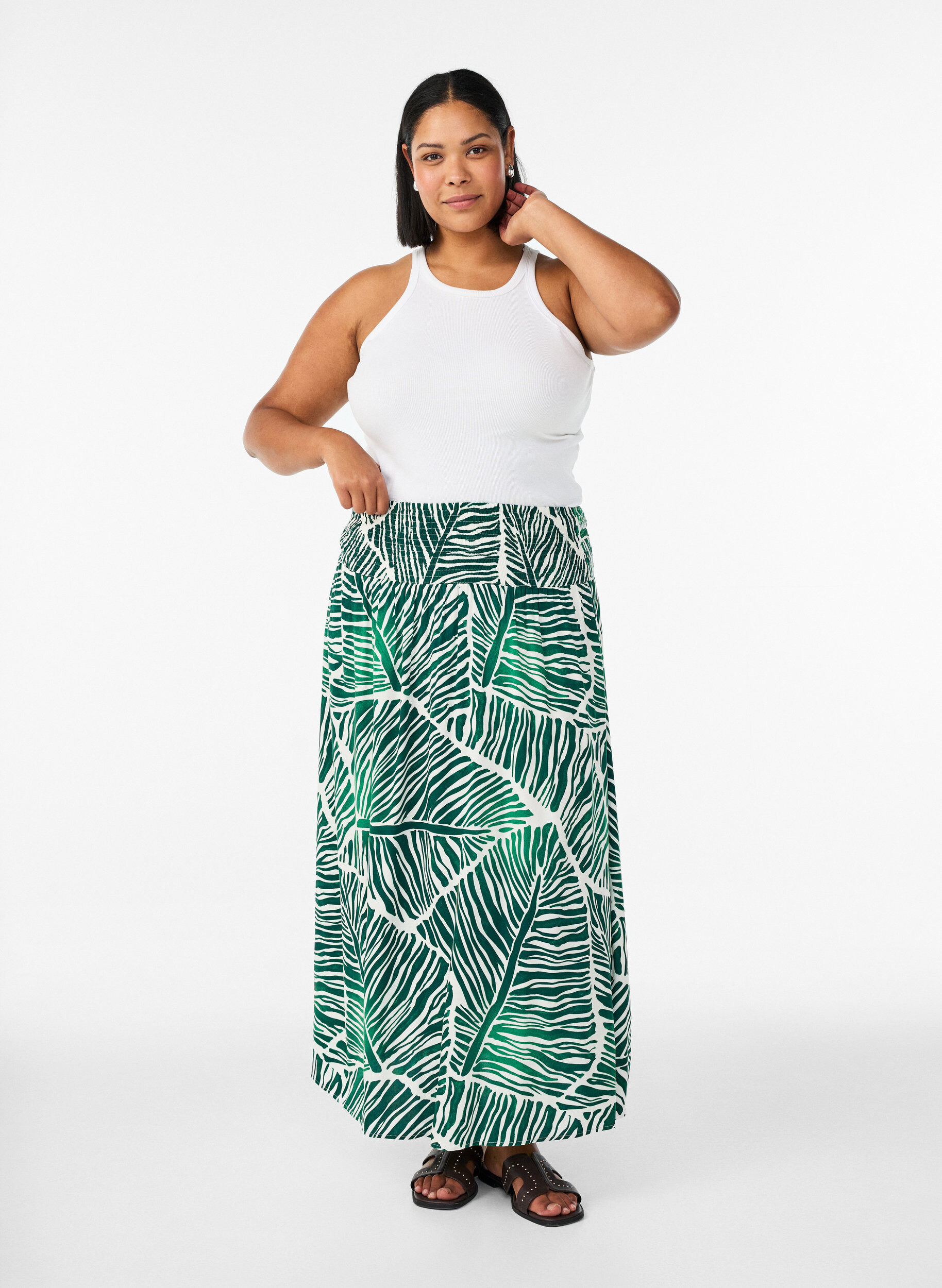 Jupe longue en viscose avec smocks, Vert, Model