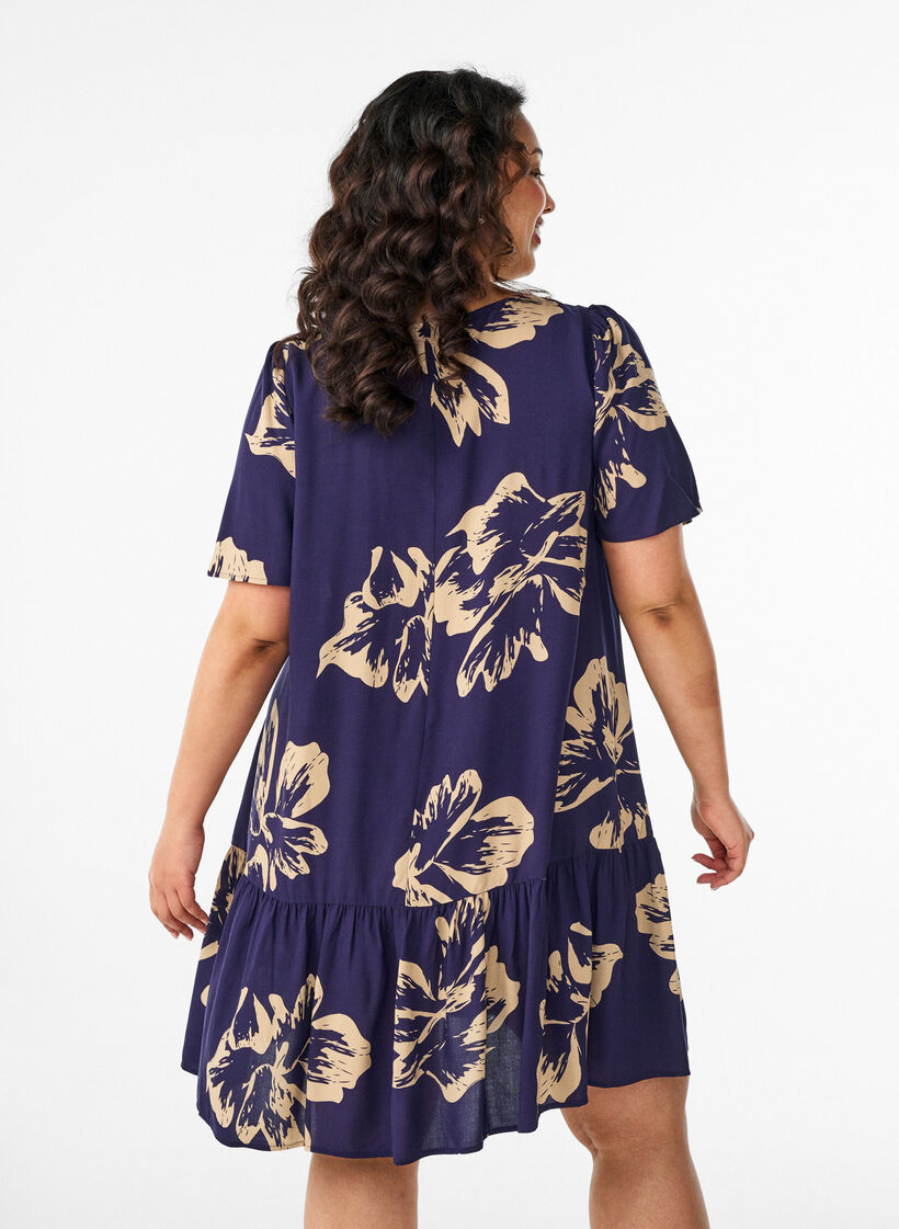 Robe en viscose avec d&eacute;coupe, Bleu, Model image number 2