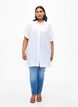 Chemise longue en viscose à manches courtes, Bright White, Model image number 2