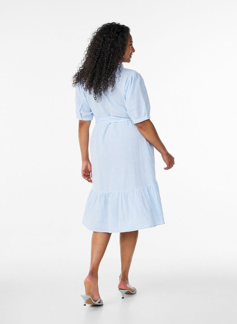 Gestreiftes Midikleid aus Baumwolle mit einem Bindeg&uuml;rtel, Wei&szlig;, Model image number 2