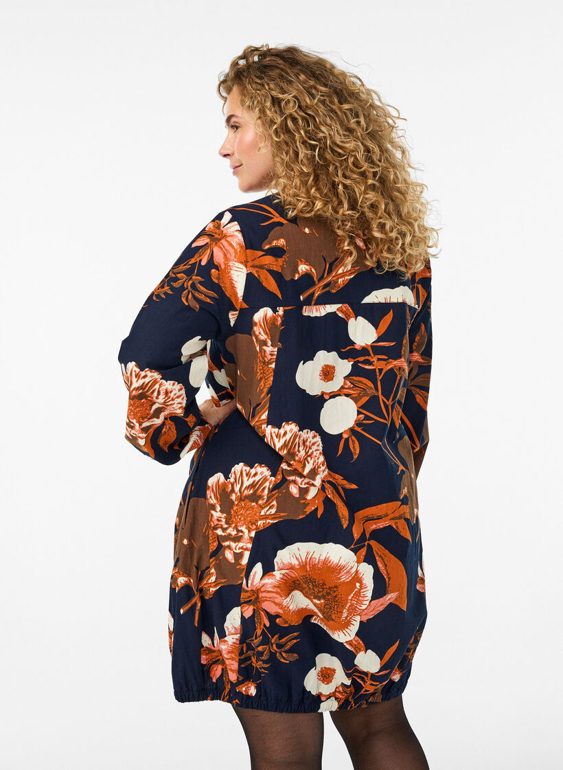 Robe courte en coton avec un ourlet &eacute;lastique et des manches longues, Noir, Model image number 2