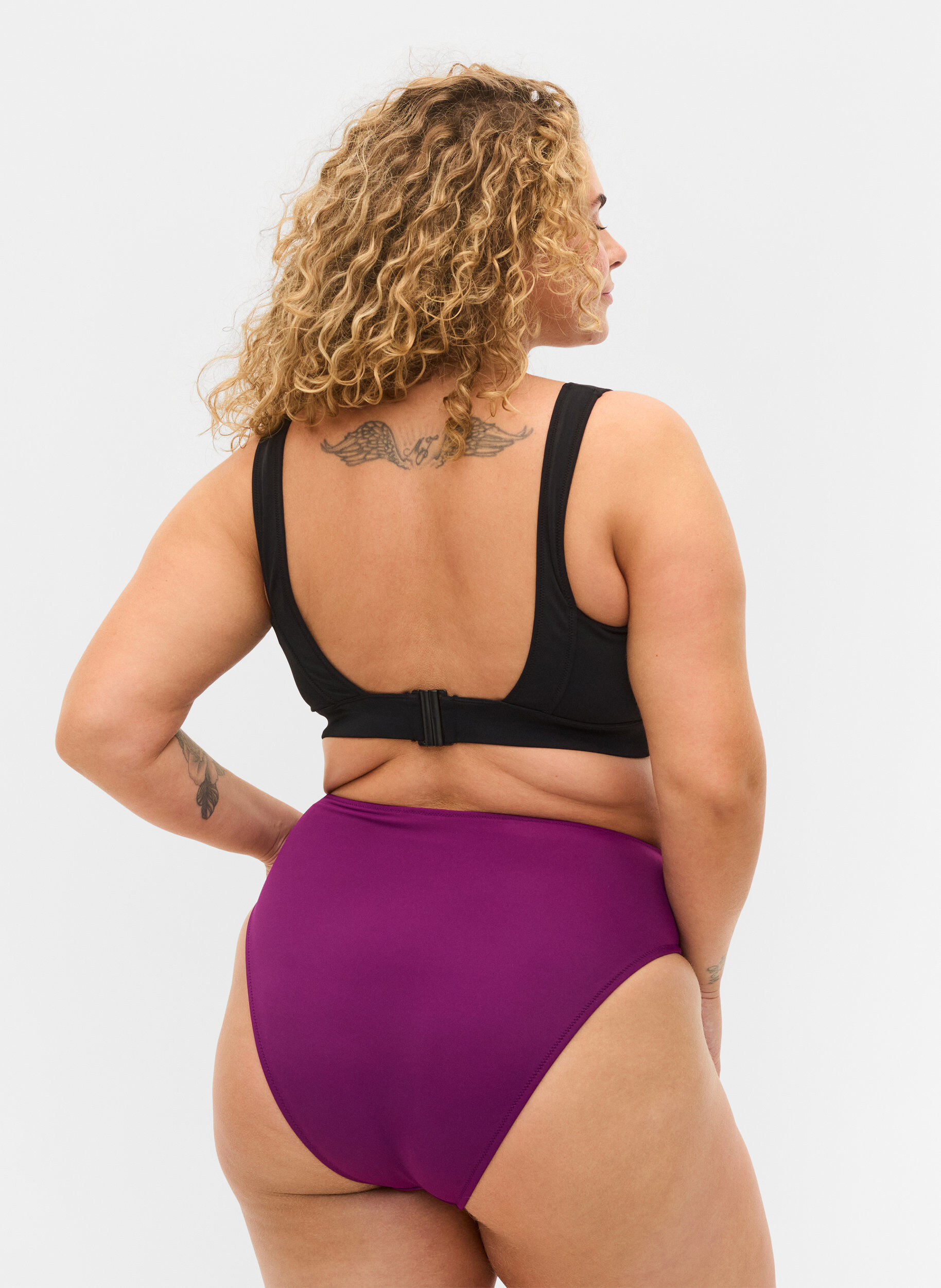 Zizzi Culotte de bikini ta&iuml; taille haute, Violet, Model image number 1