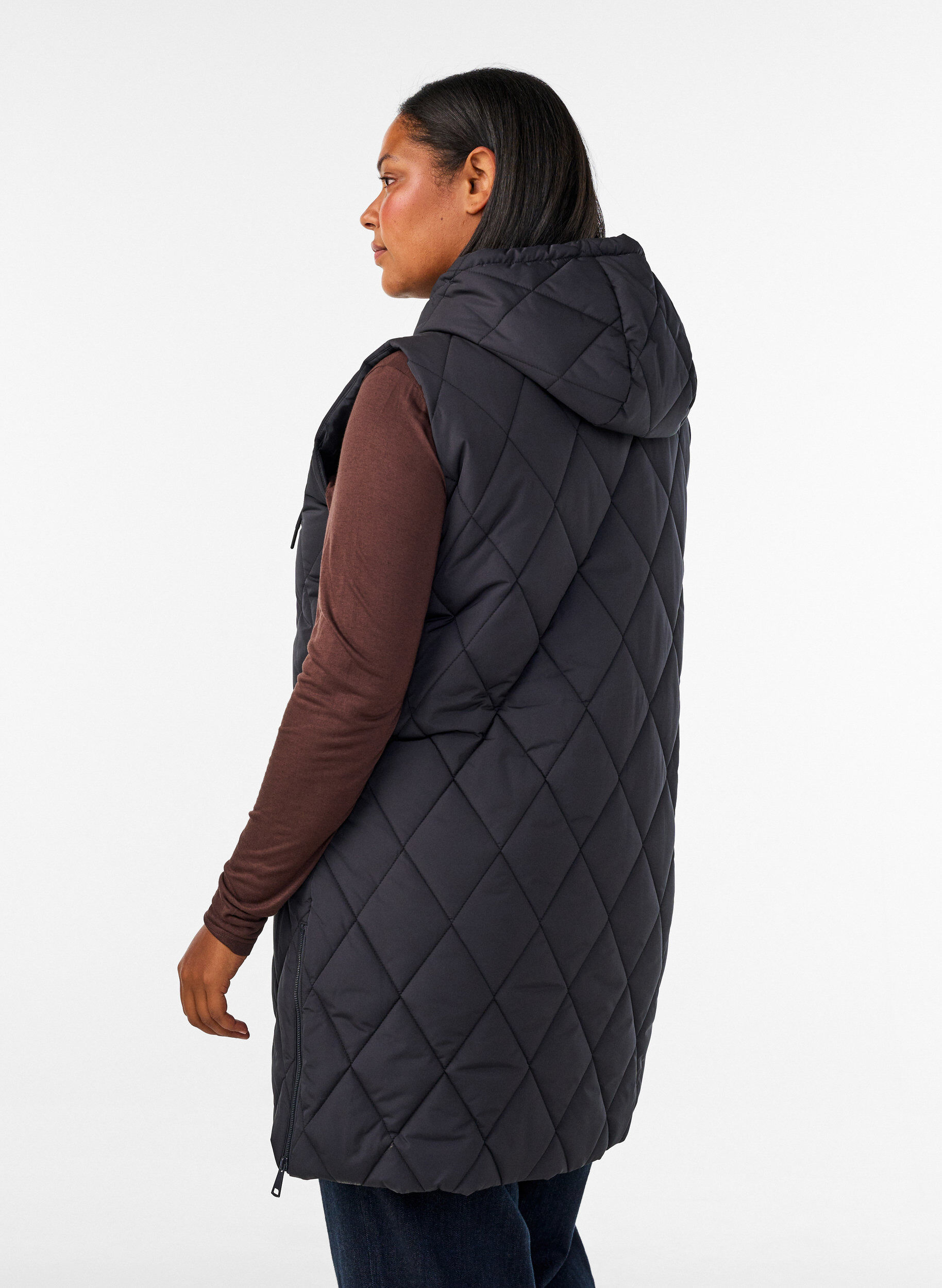ZizziGilet matelass&eacute; mi-long &agrave; capuche, Noir, Model image number 2