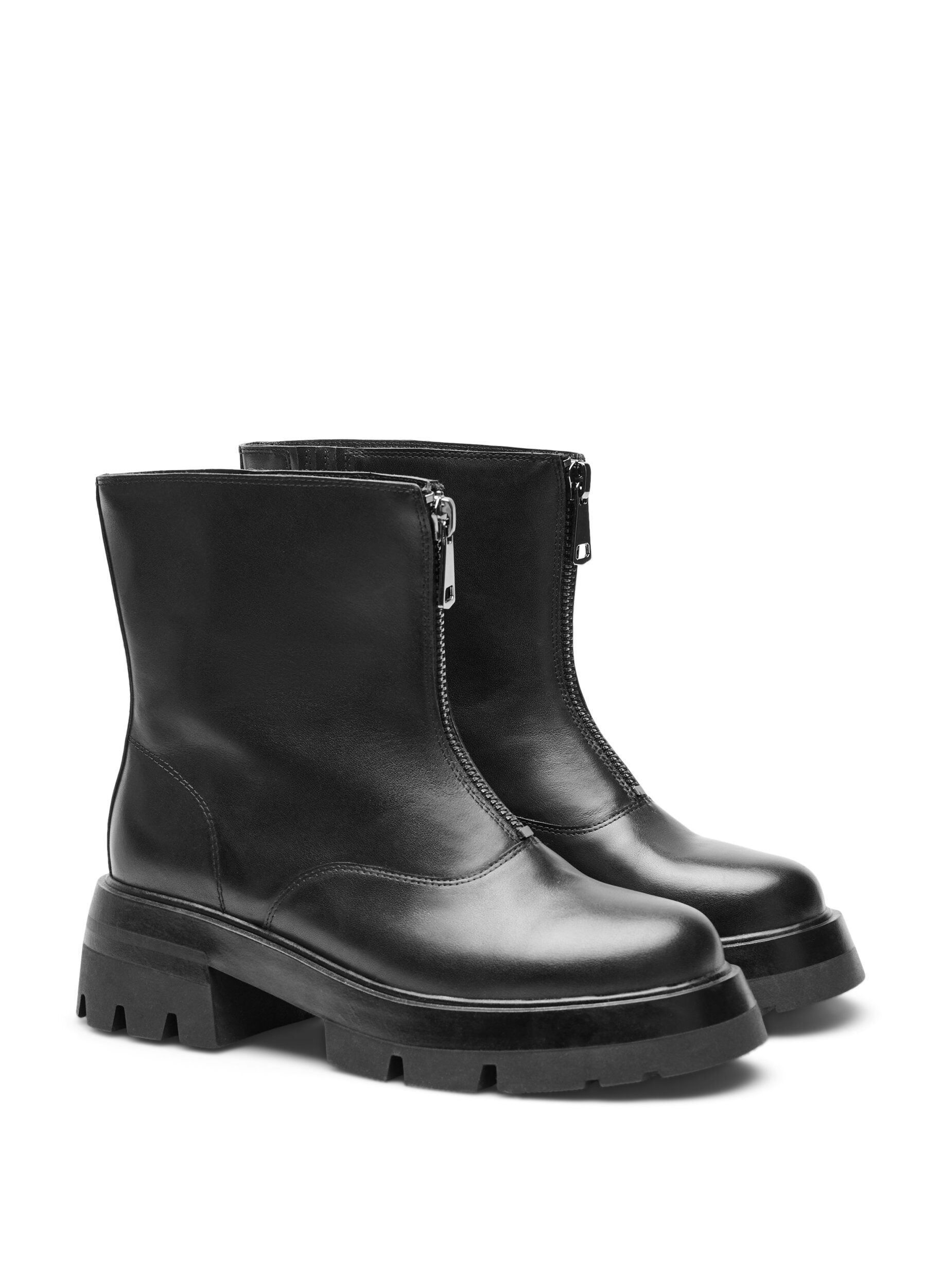Zizzi Bottes en cuir courtes et larges avec fermeture &eacute;clair, Black, Packshot image number 1