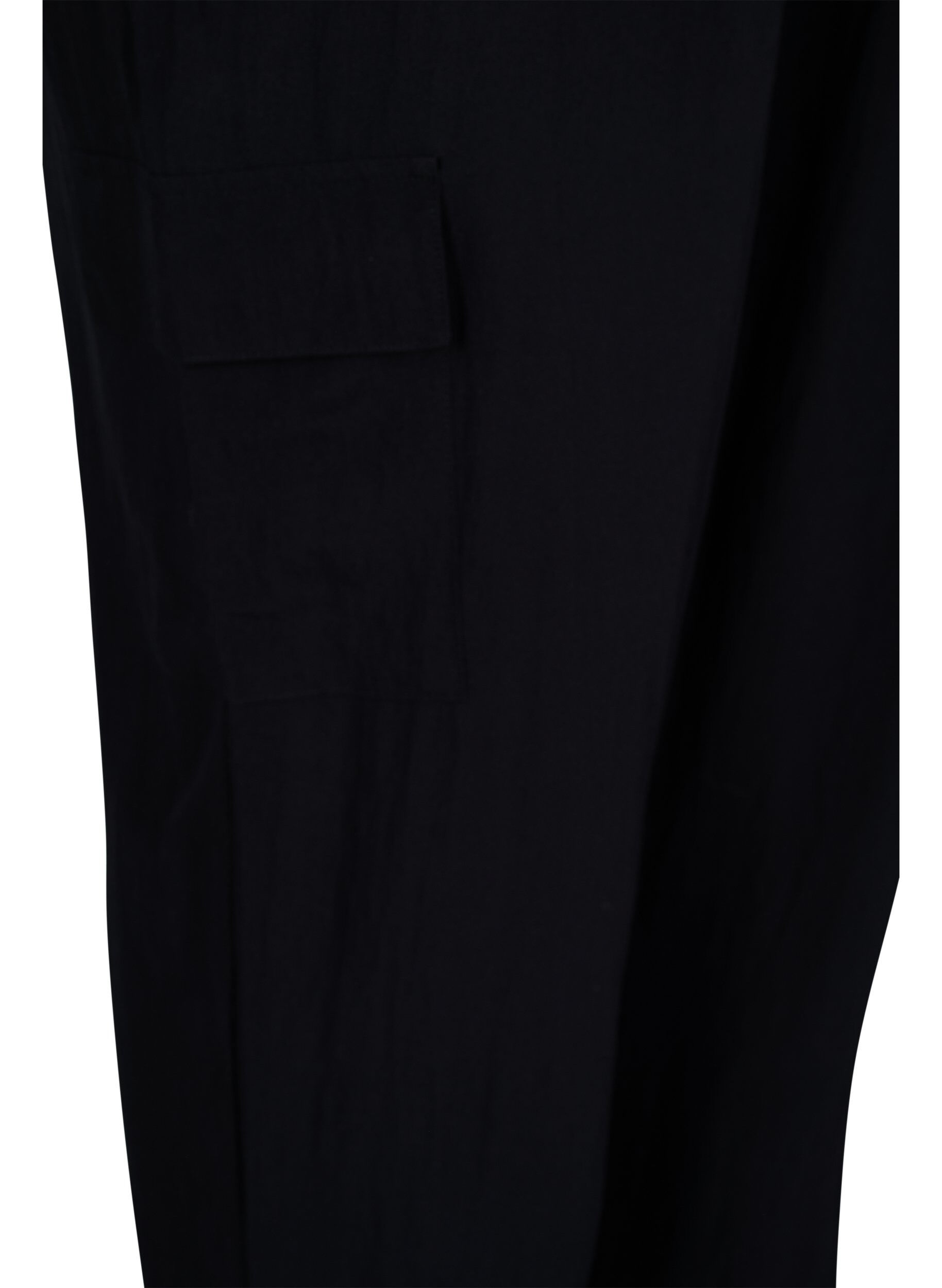 Zizzi Lockere Cargohose aus Viskose, Black, Packshot image number 3