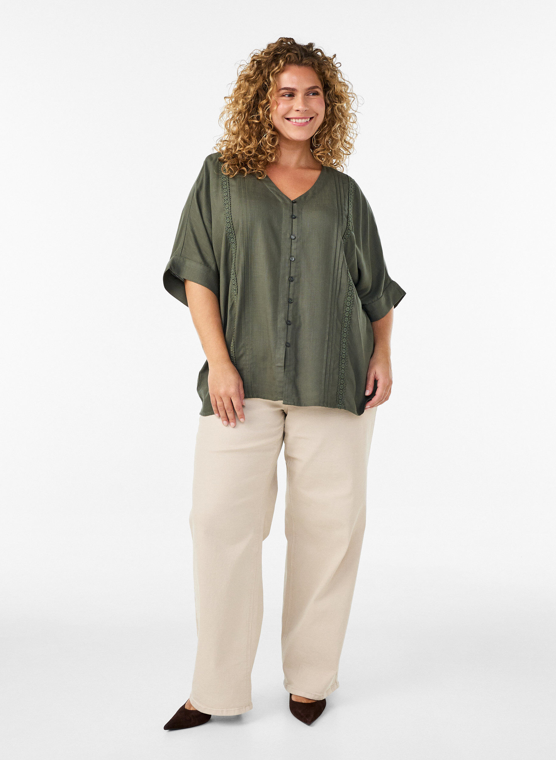 ZizziViskosebluse mit Crochet-Besatz und Kn&ouml;pfen, Gr&uuml;n, Model image number 1
